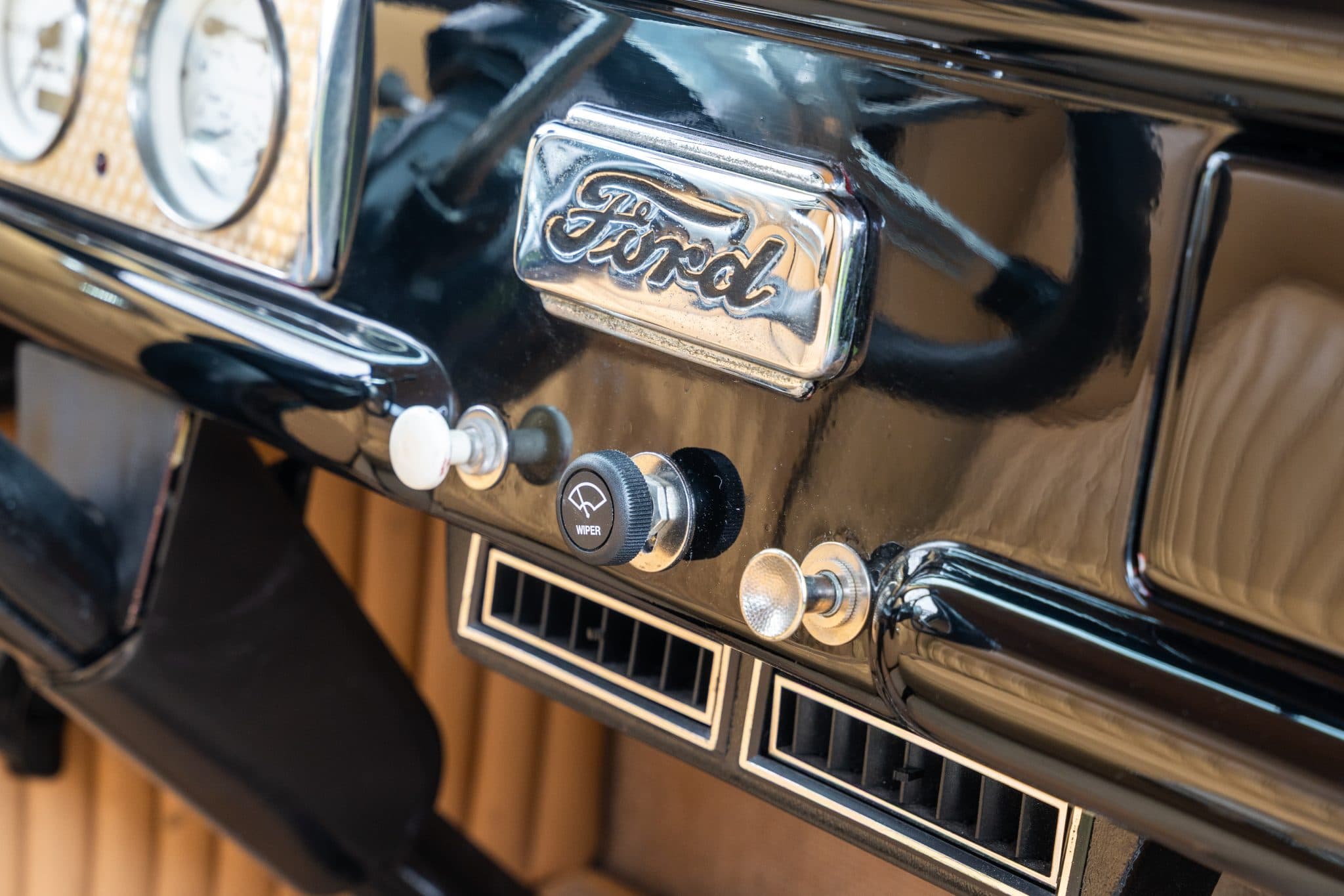 1940 Ford Pickup — Interior