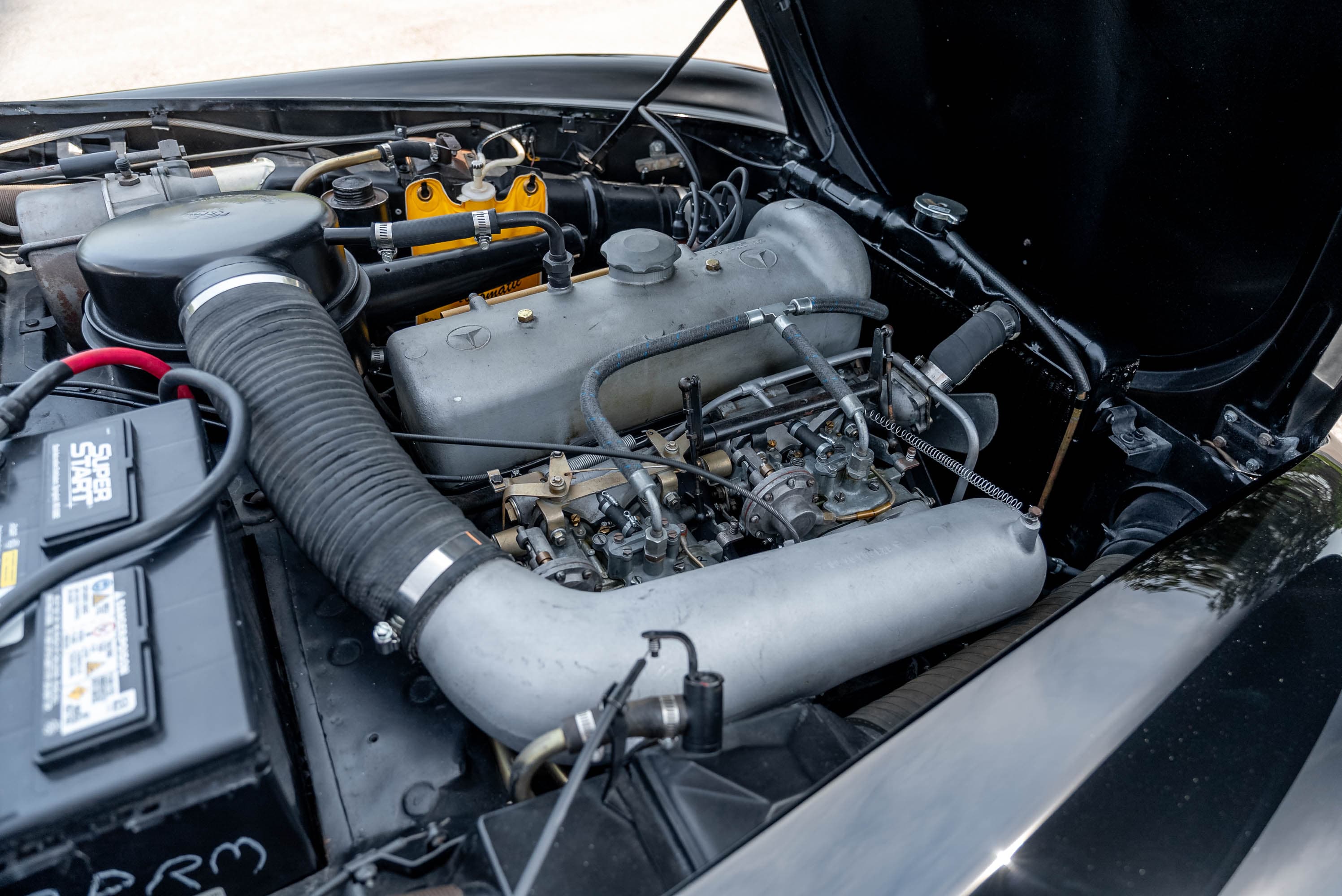 1957 Mercedes-Benz 190SL — Motor
