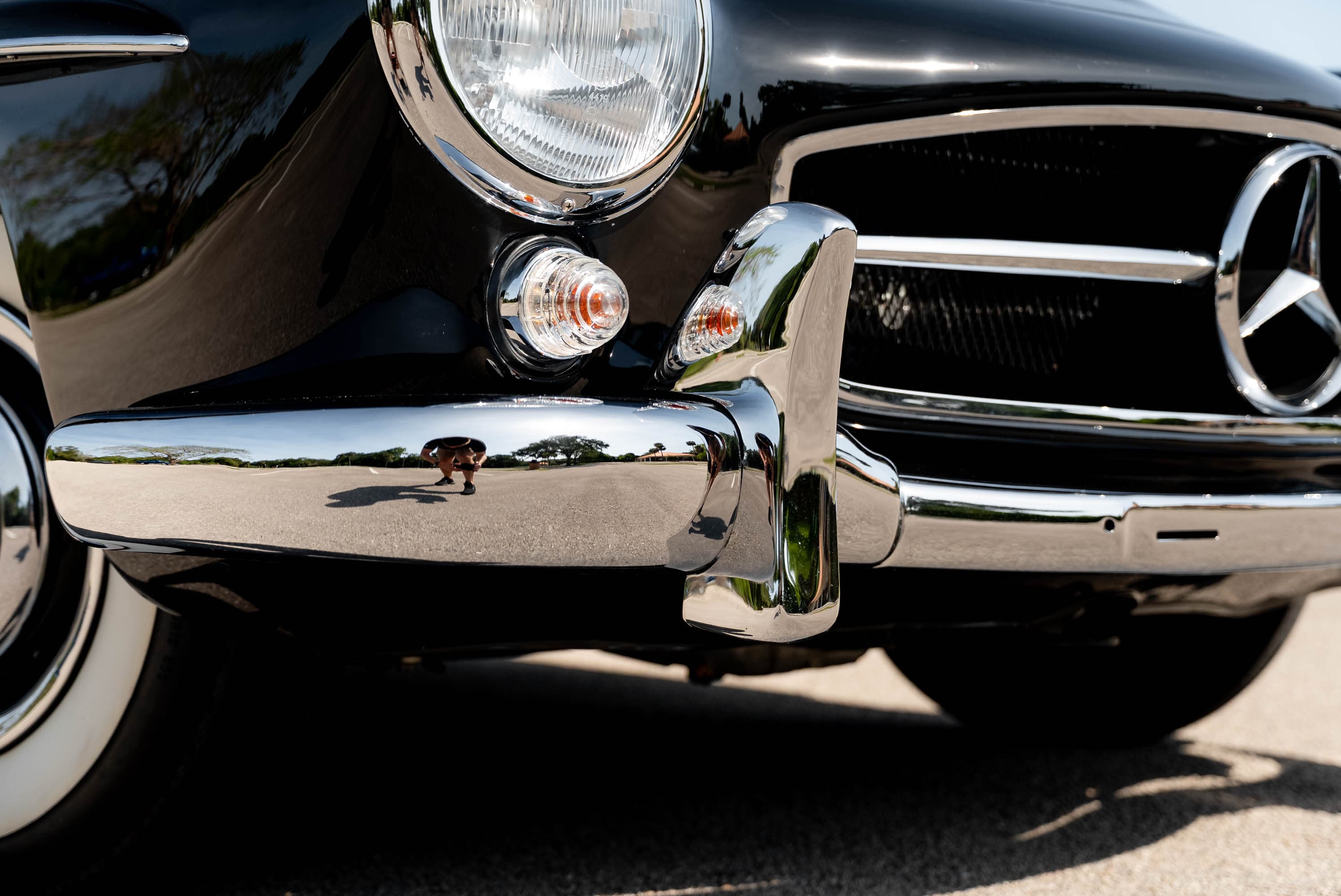 1957 Mercedes-Benz 190SL — Exterior