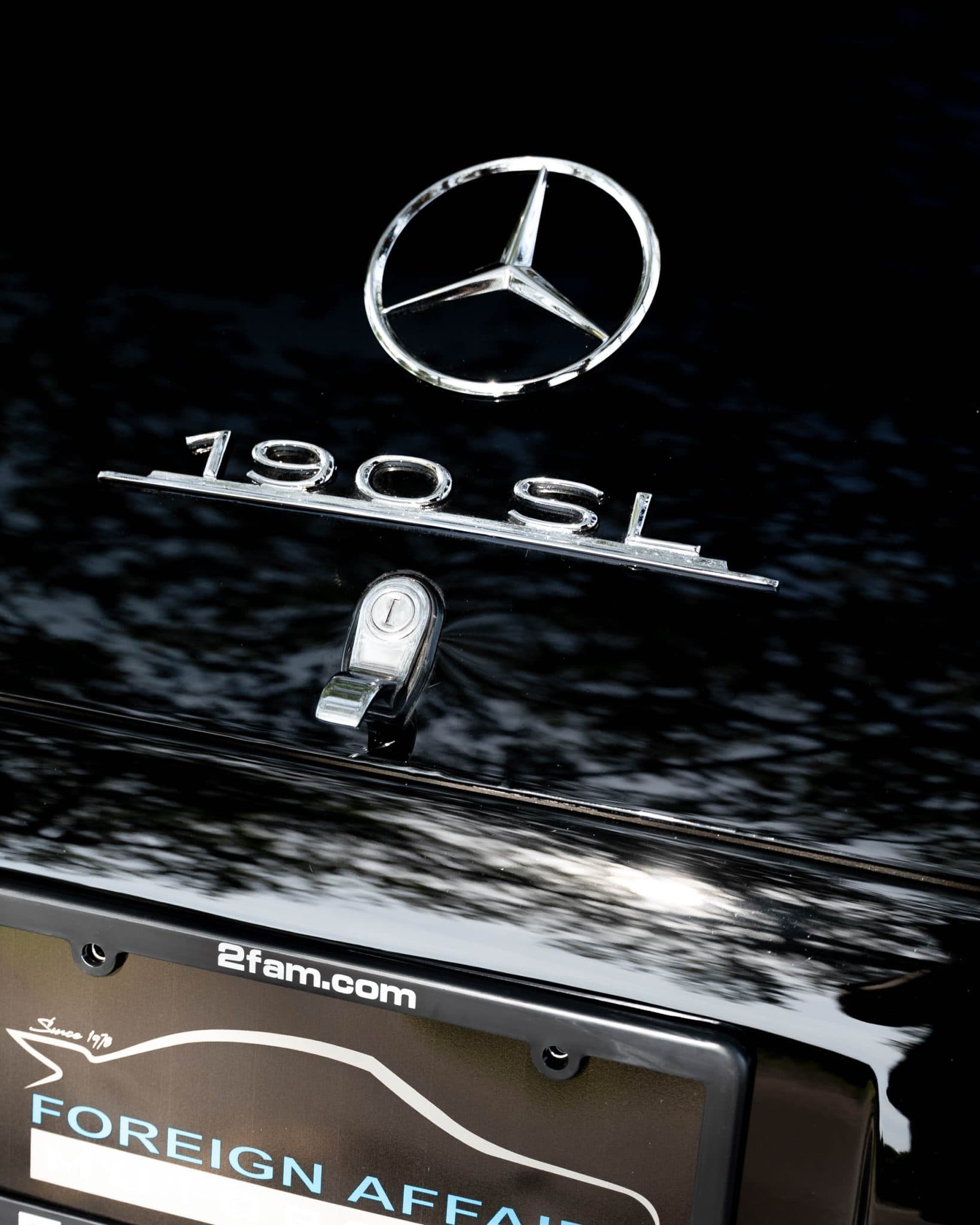 1957 Mercedes-Benz 190SL — Exterior