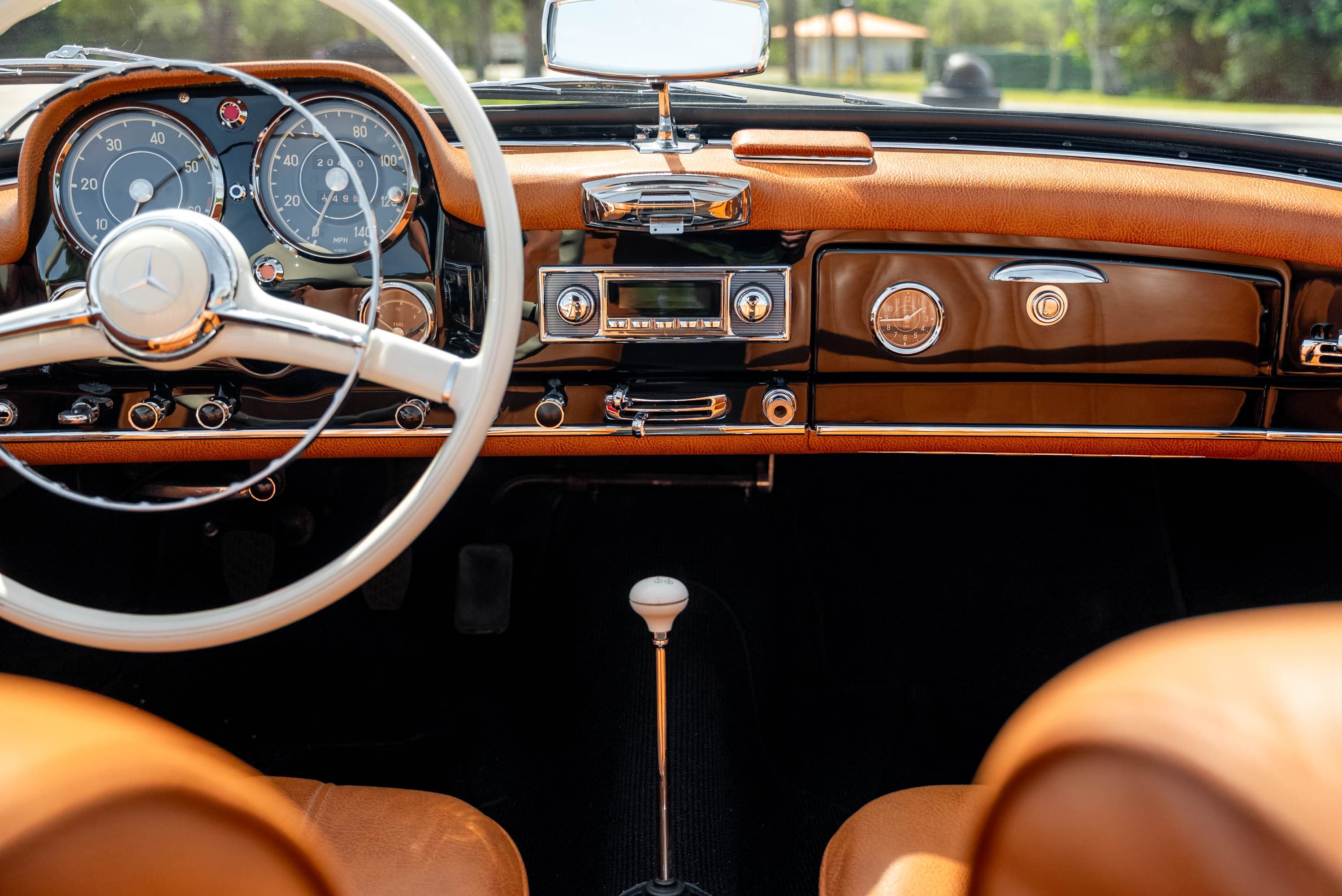 1957 Mercedes-Benz 190SL — Interior