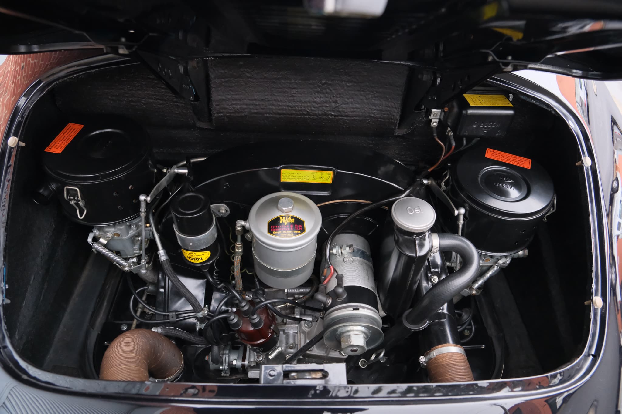 1963 Porsche 356 Cabriolet — Motor