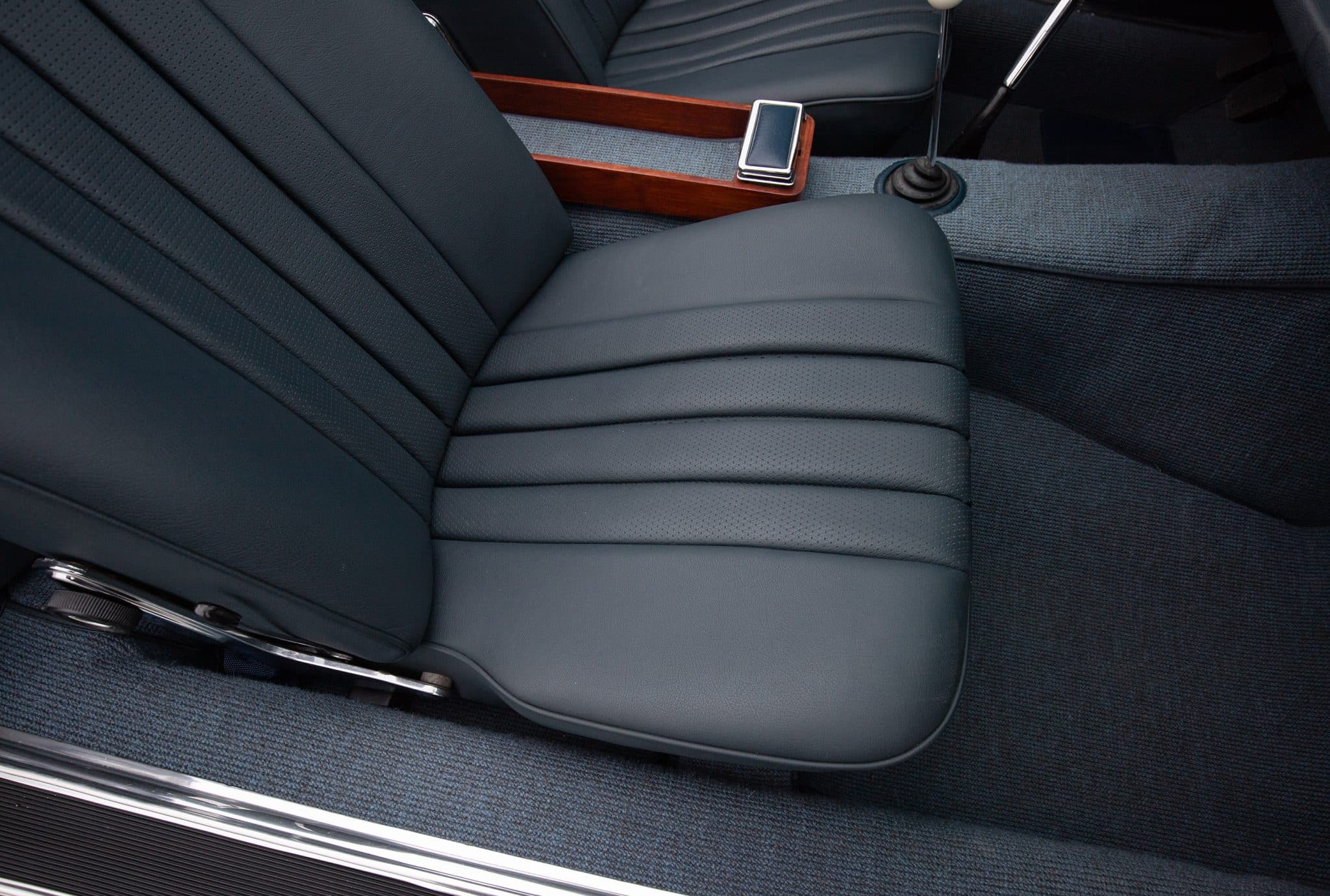 1965 Mercedes-Benz 230SL — Interior
