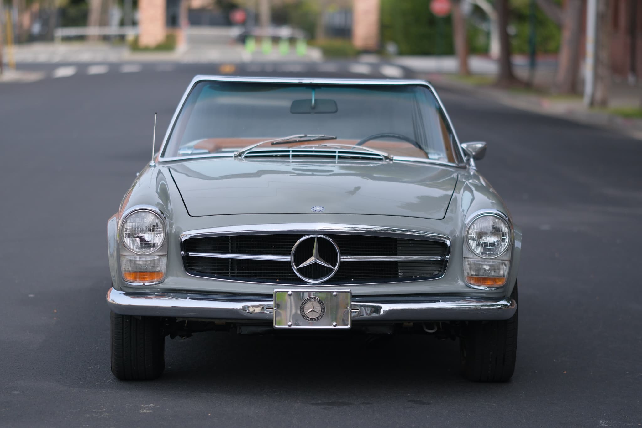 1967 Mercedes-Benz 250SL — Exterior