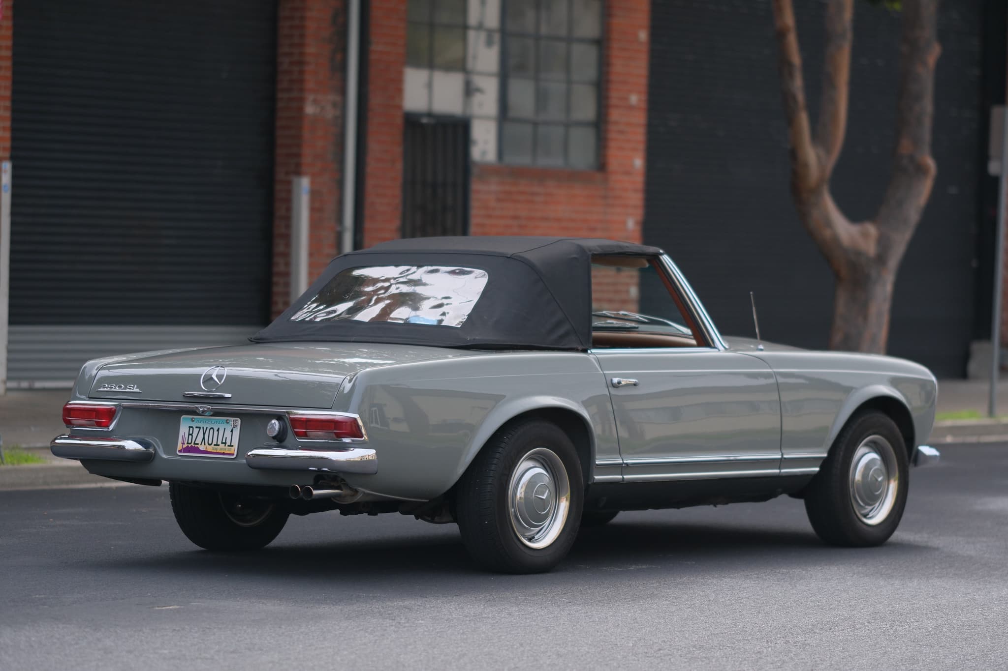 1967 Mercedes-Benz 250SL — Exterior