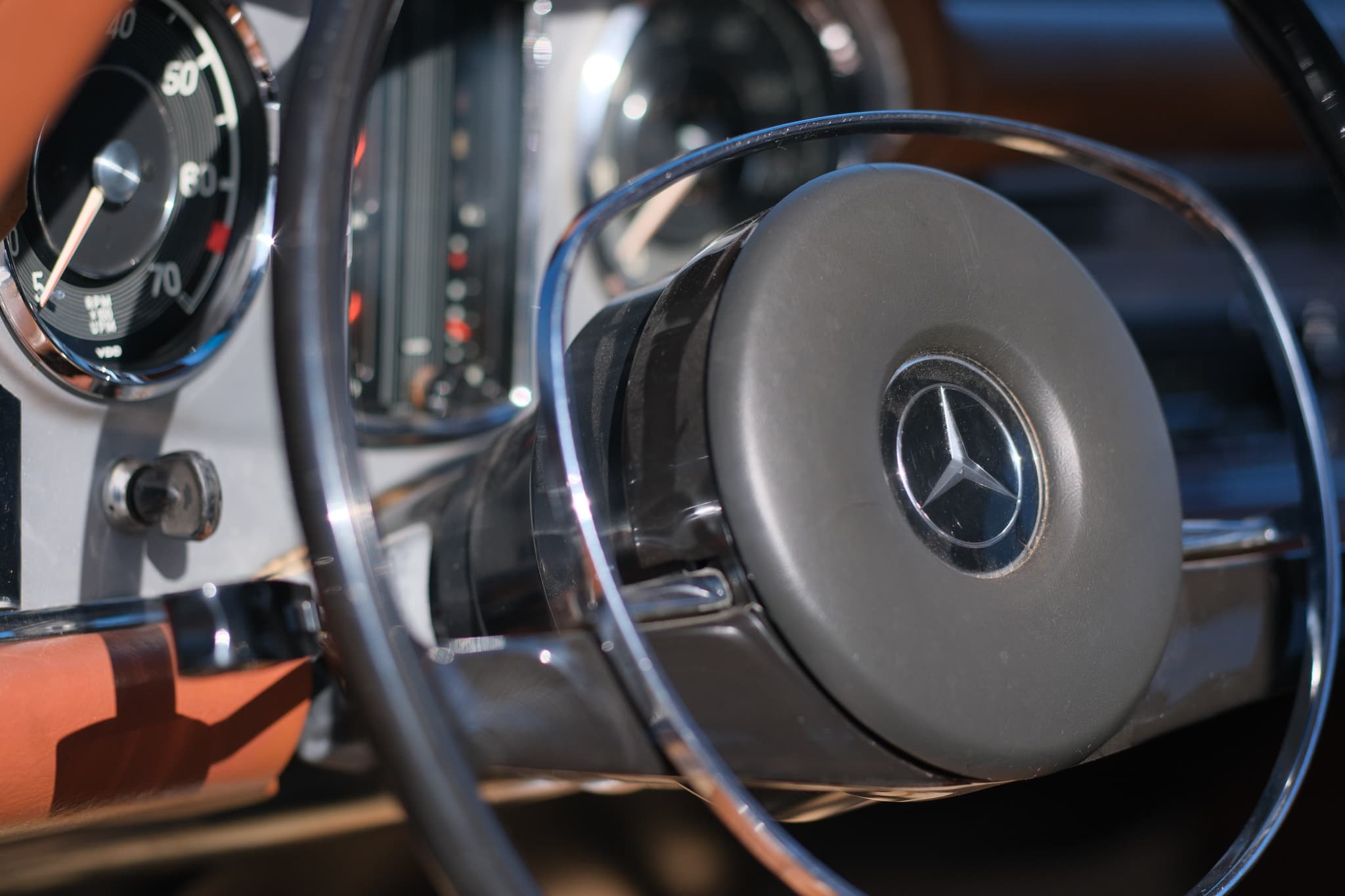 1967 Mercedes-Benz 250SL — Interior