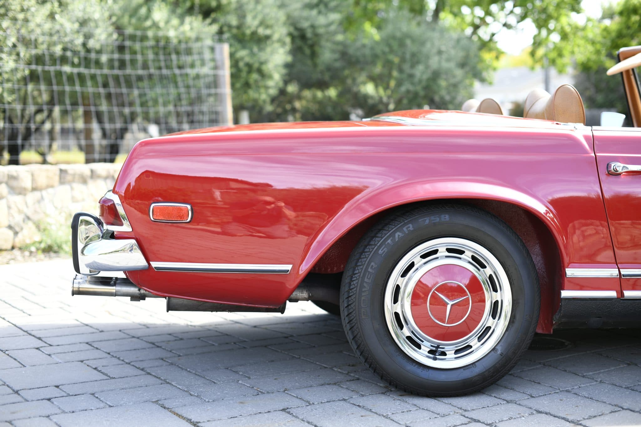1969 Mercedes-Benz 280SL — Exterior