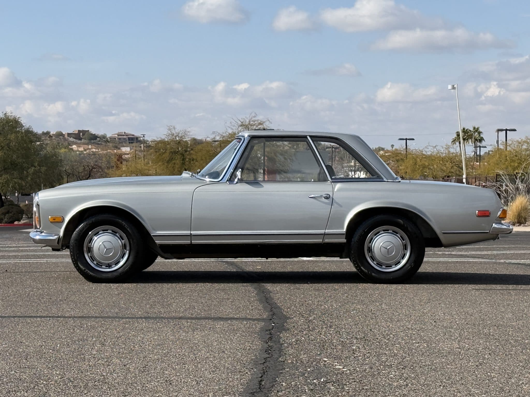 1970 Mercedes-Benz 280SLC — Exterior