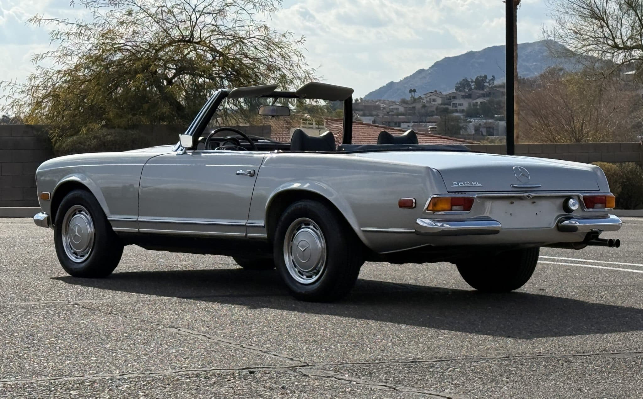 1970 Mercedes-Benz 280SLC — Exterior