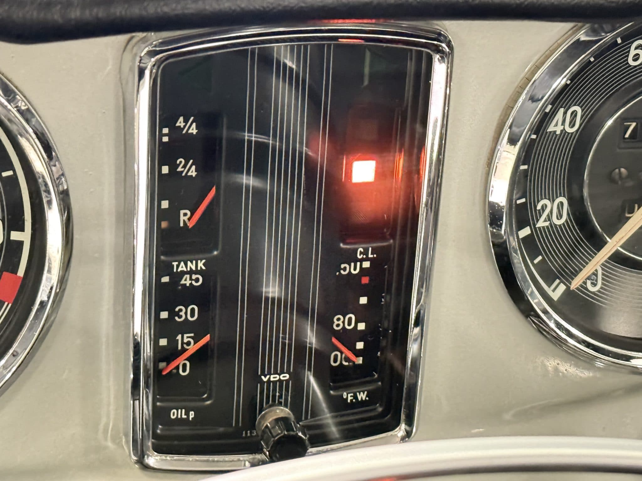 1970 Mercedes-Benz 280SLC — Interior