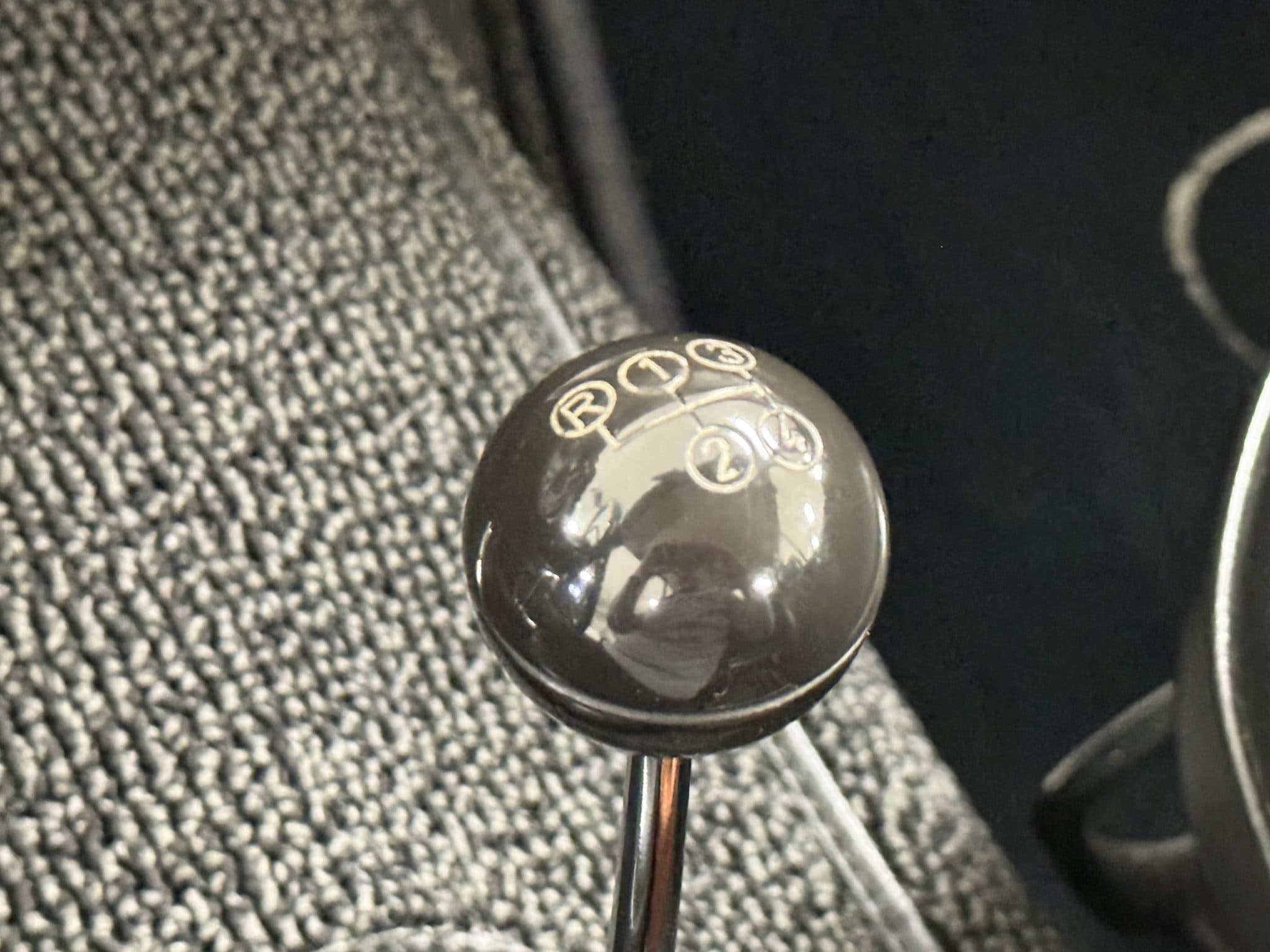 1970 Mercedes-Benz 280SLC — Interior