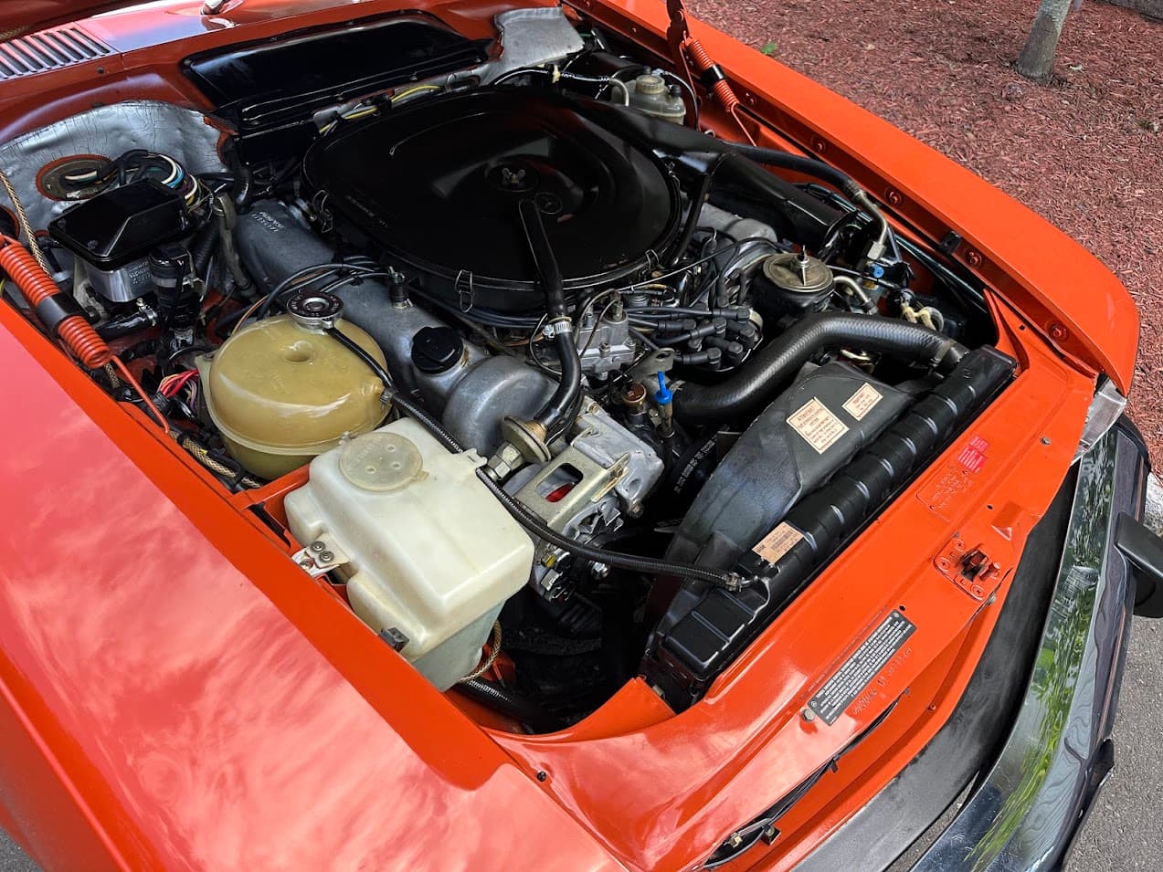 1978 Mercedes-Benz 450SL — Motor