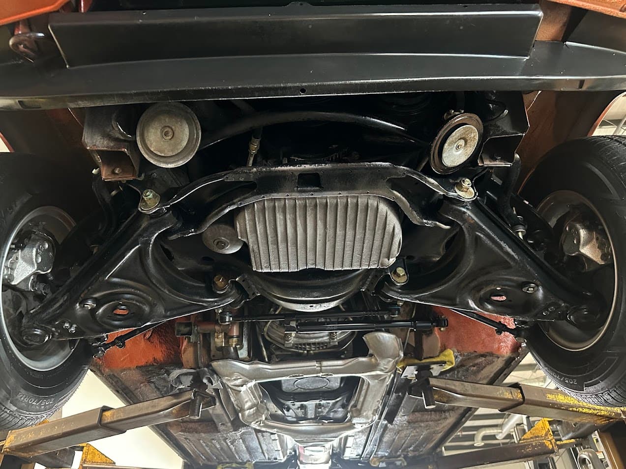 1978 Mercedes-Benz 450SL — Motor