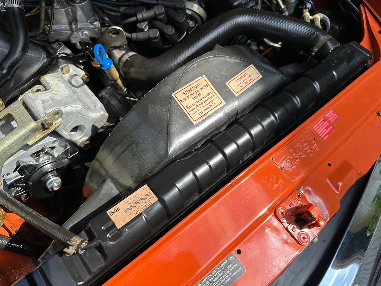 1978 Mercedes-Benz 450SL — Motor