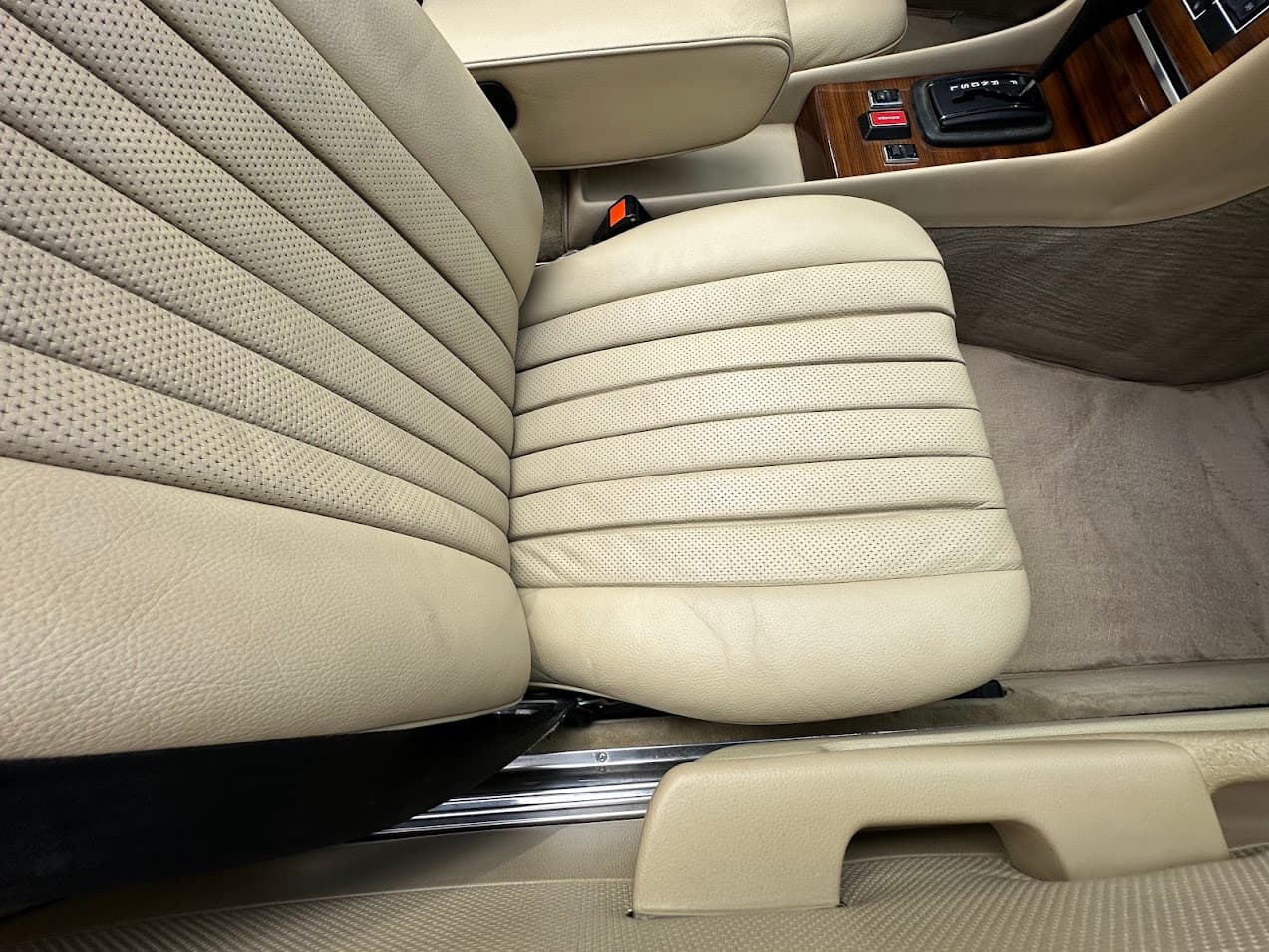 1978 Mercedes-Benz 450SL — Interior