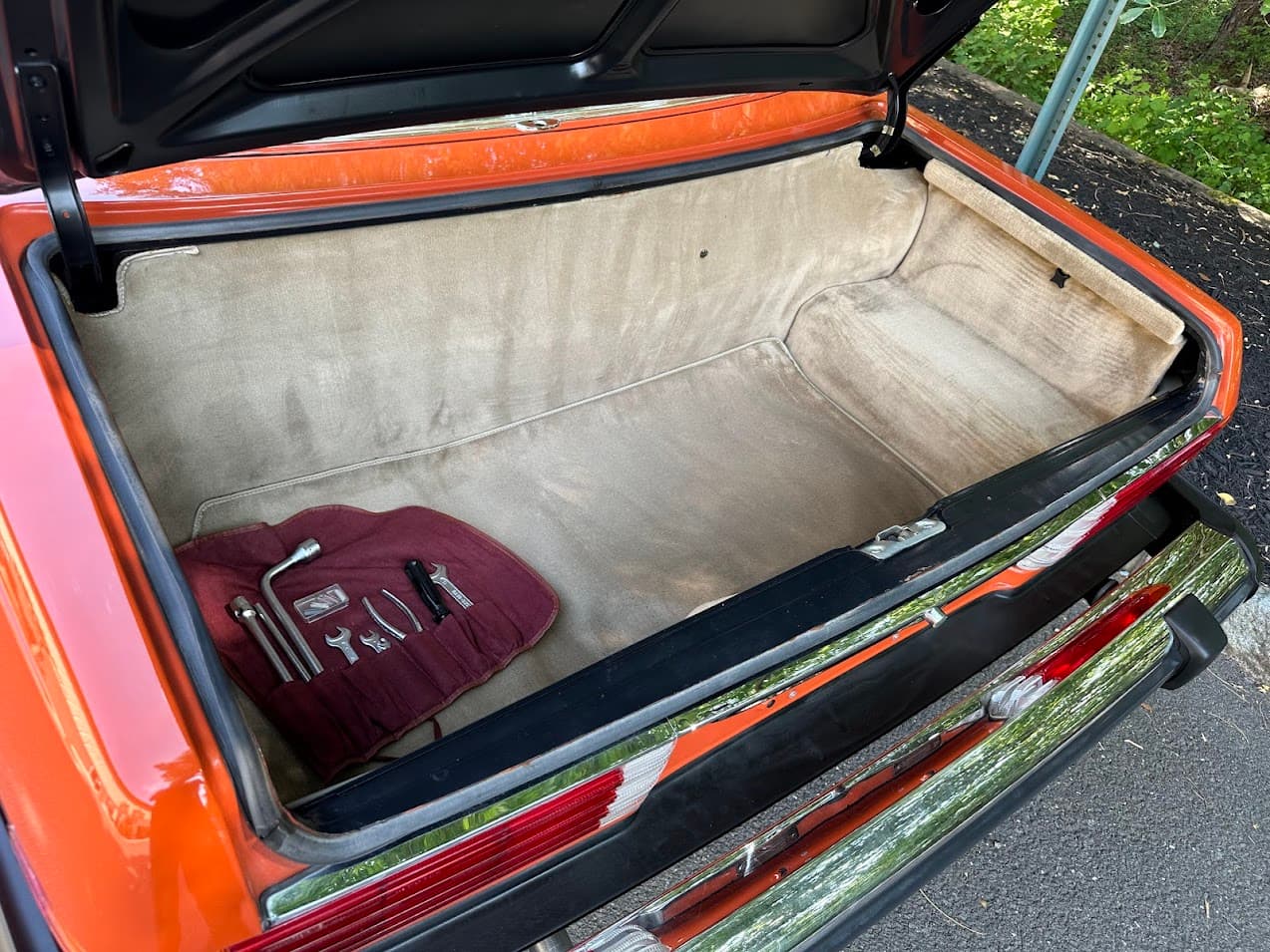 1978 Mercedes-Benz 450SL — Interior