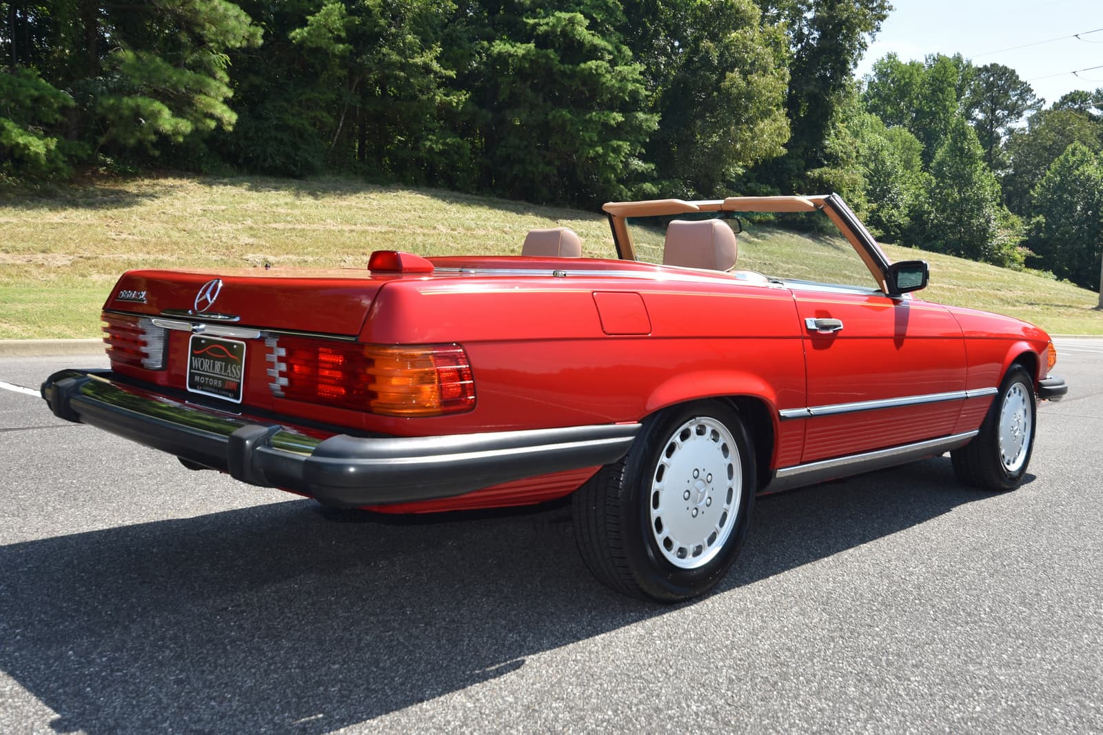 1987 Mercedes-Benz 560SL — Exterior