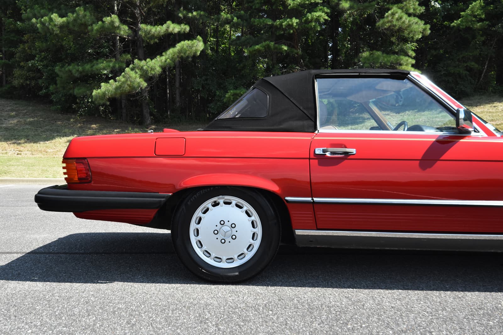 1987 Mercedes-Benz 560SL — Exterior