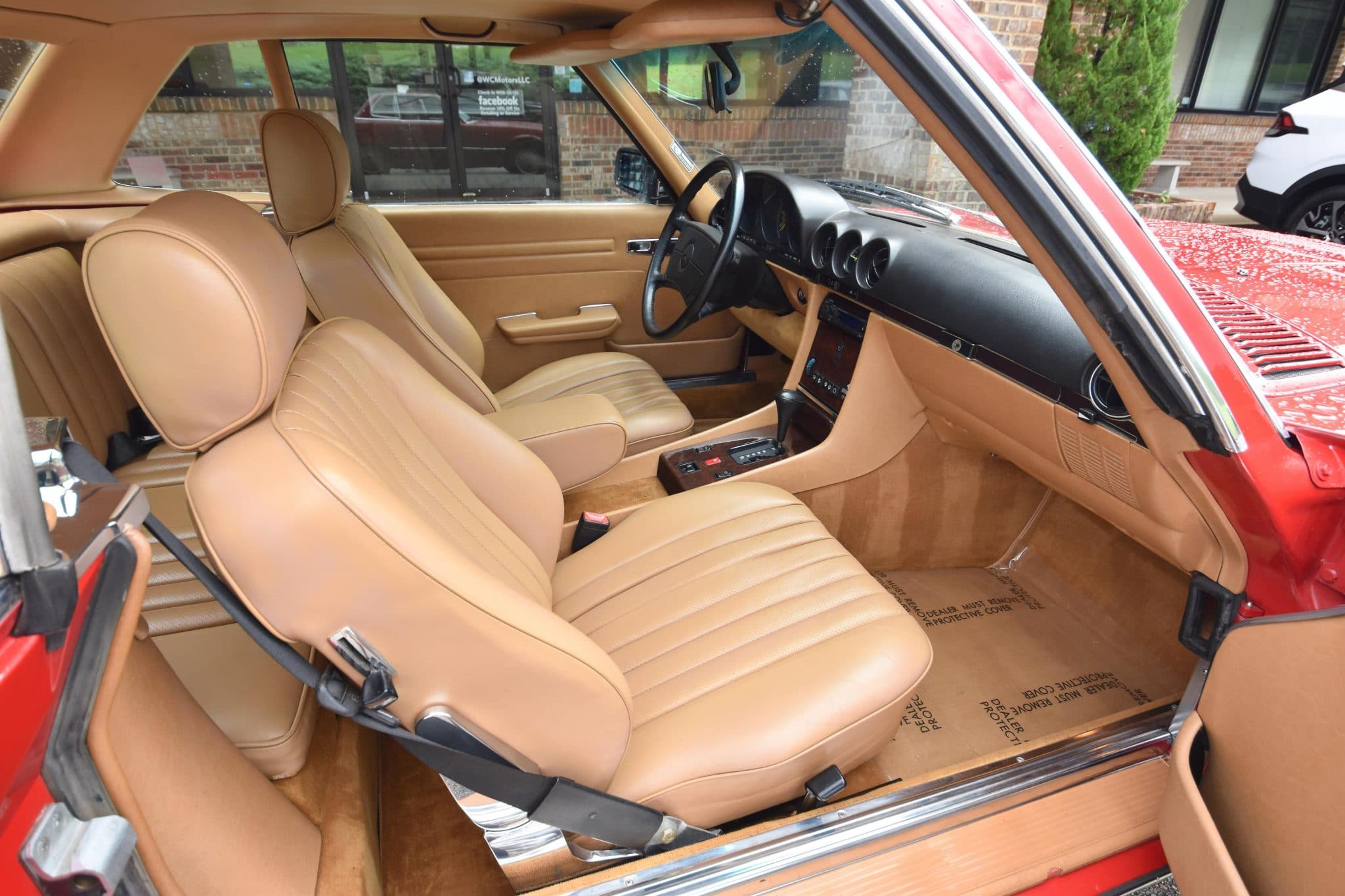 1987 Mercedes-Benz 560SL — Interior