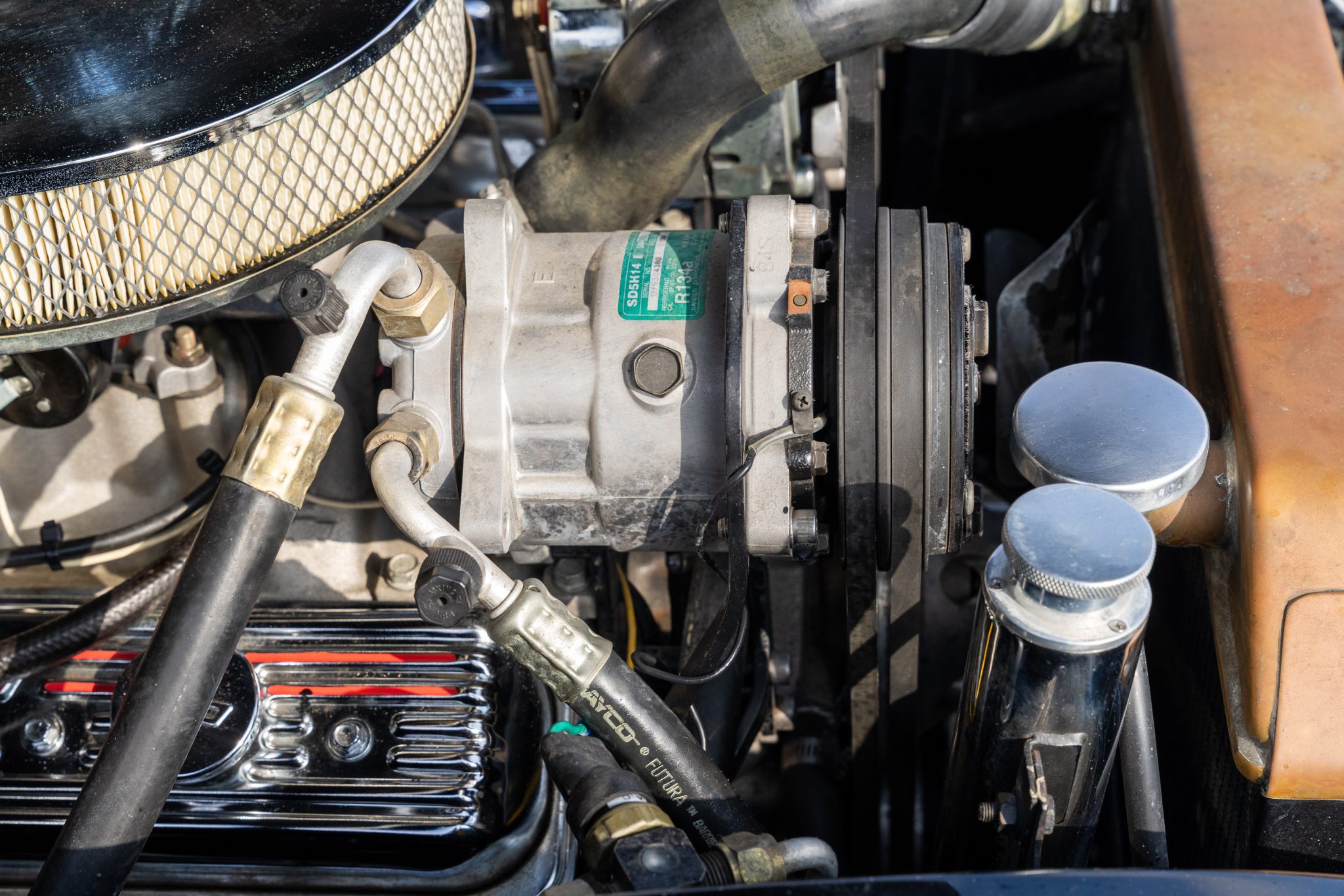 1940 Ford Pickup - Motor