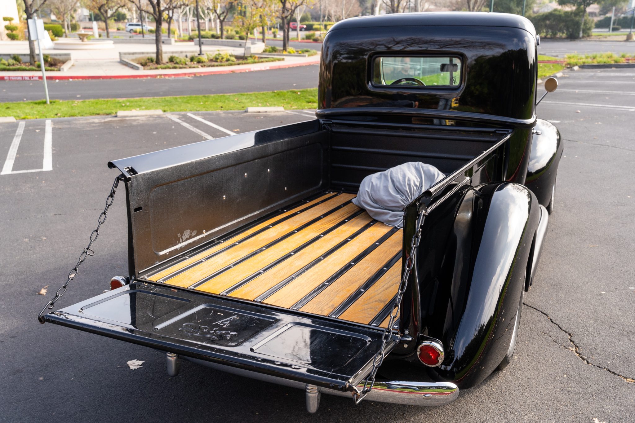1940 Ford Pickup - Exterior