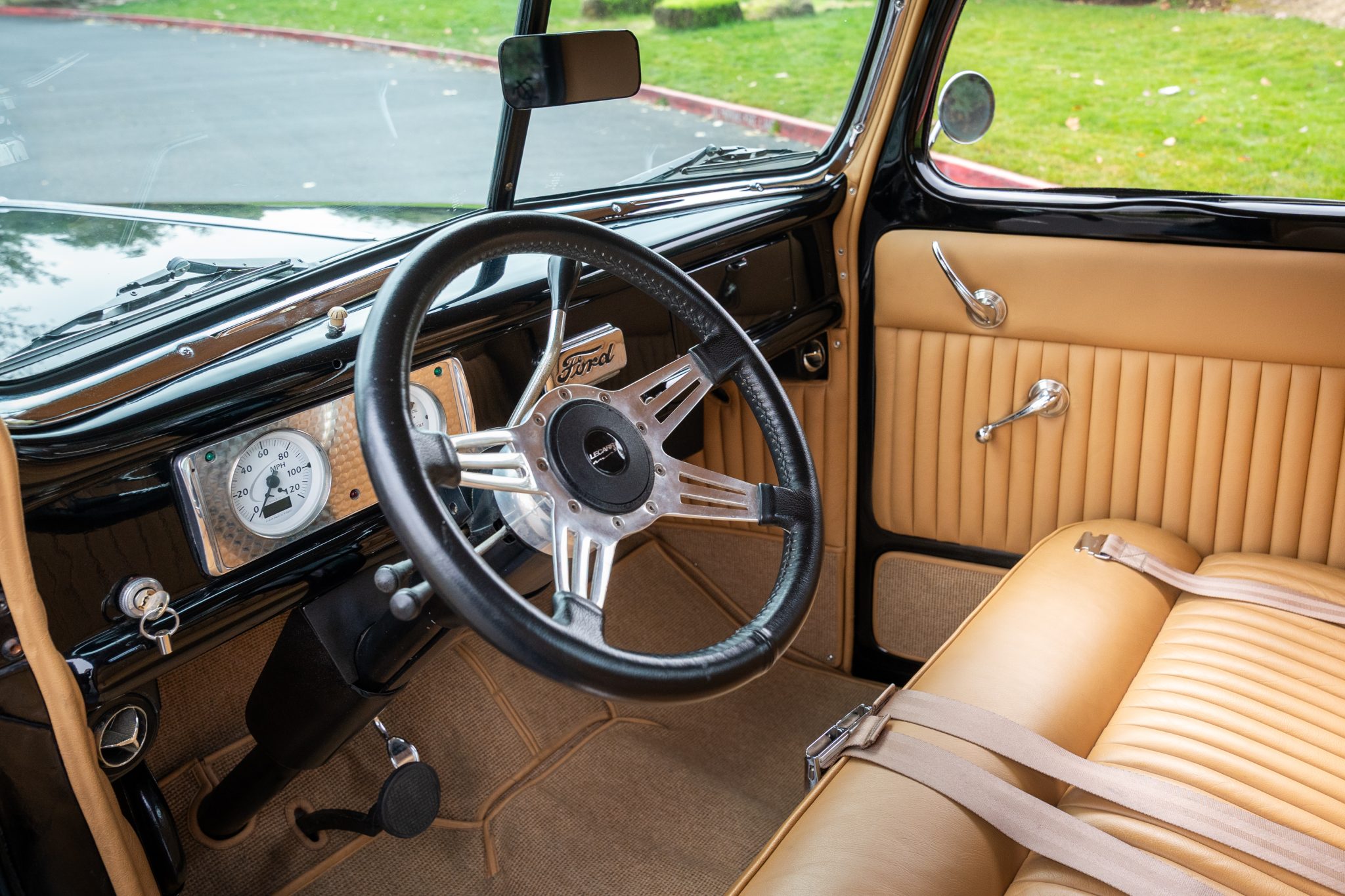 1940 Ford Pickup - Interior