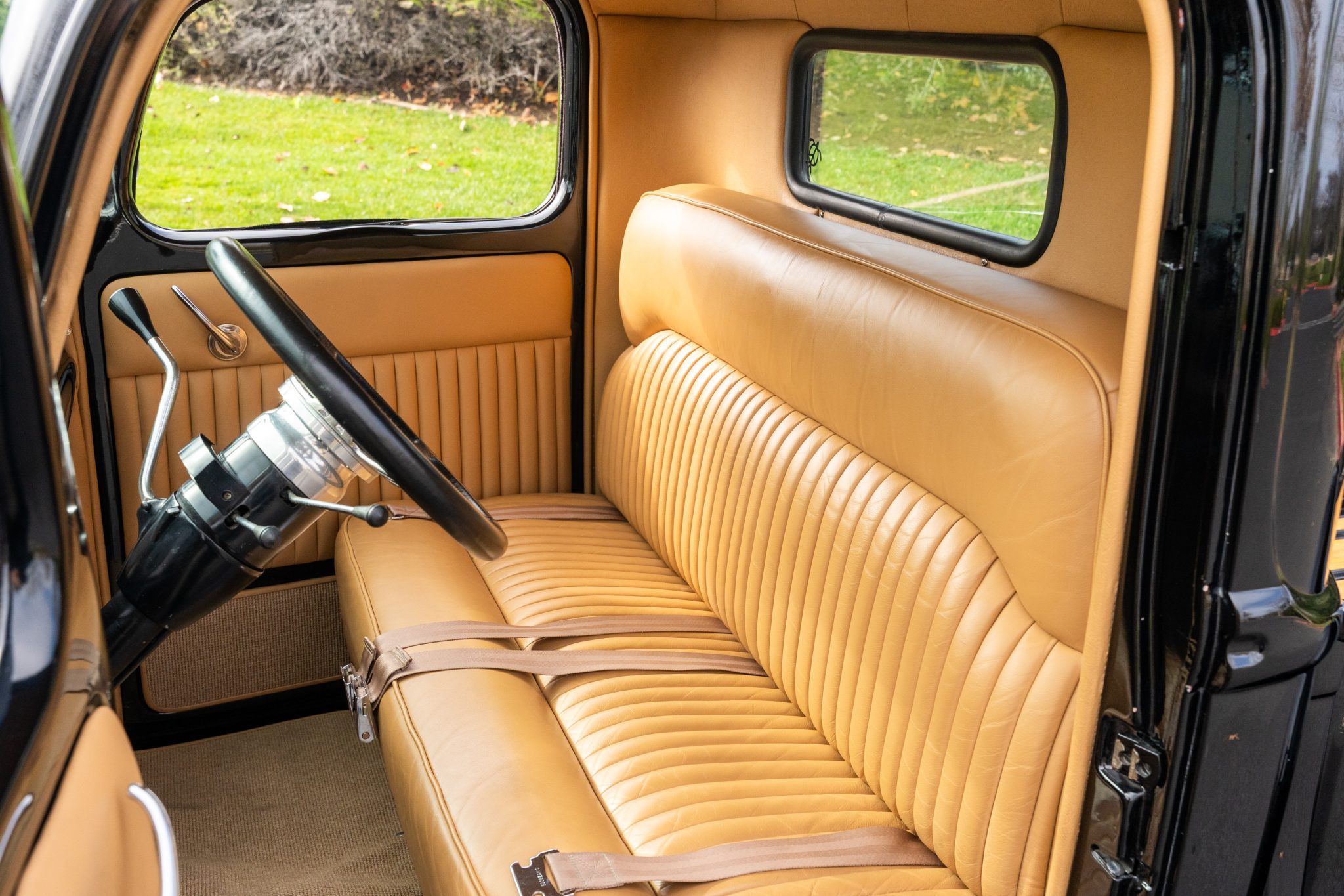 1940 Ford Pickup - Interior