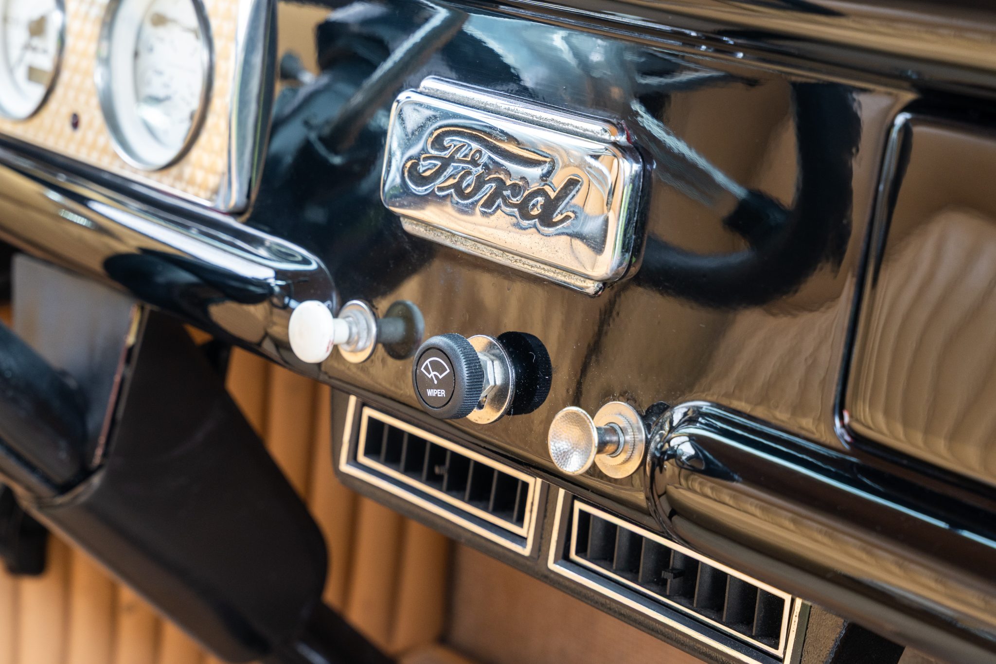 1940 Ford Pickup - Interior