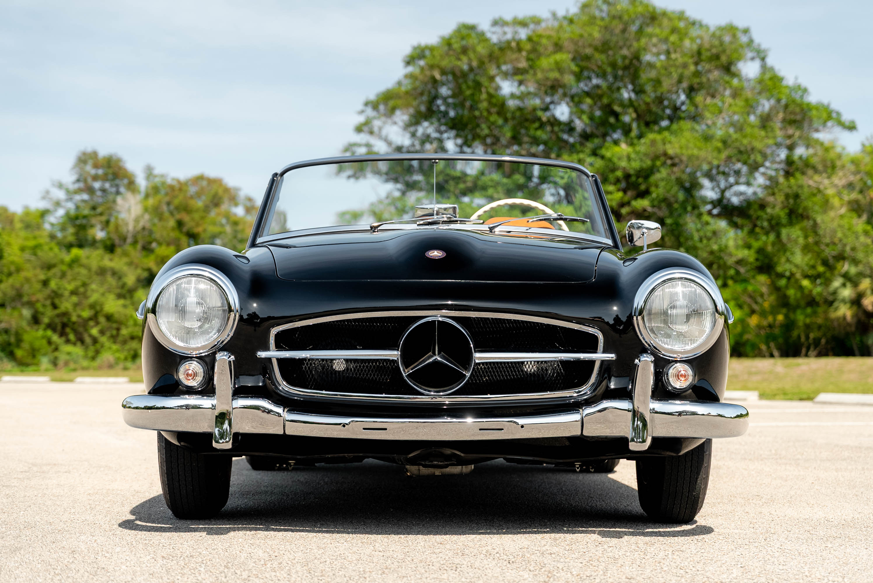 1957 Mercedes-Benz 190SL - Exterior