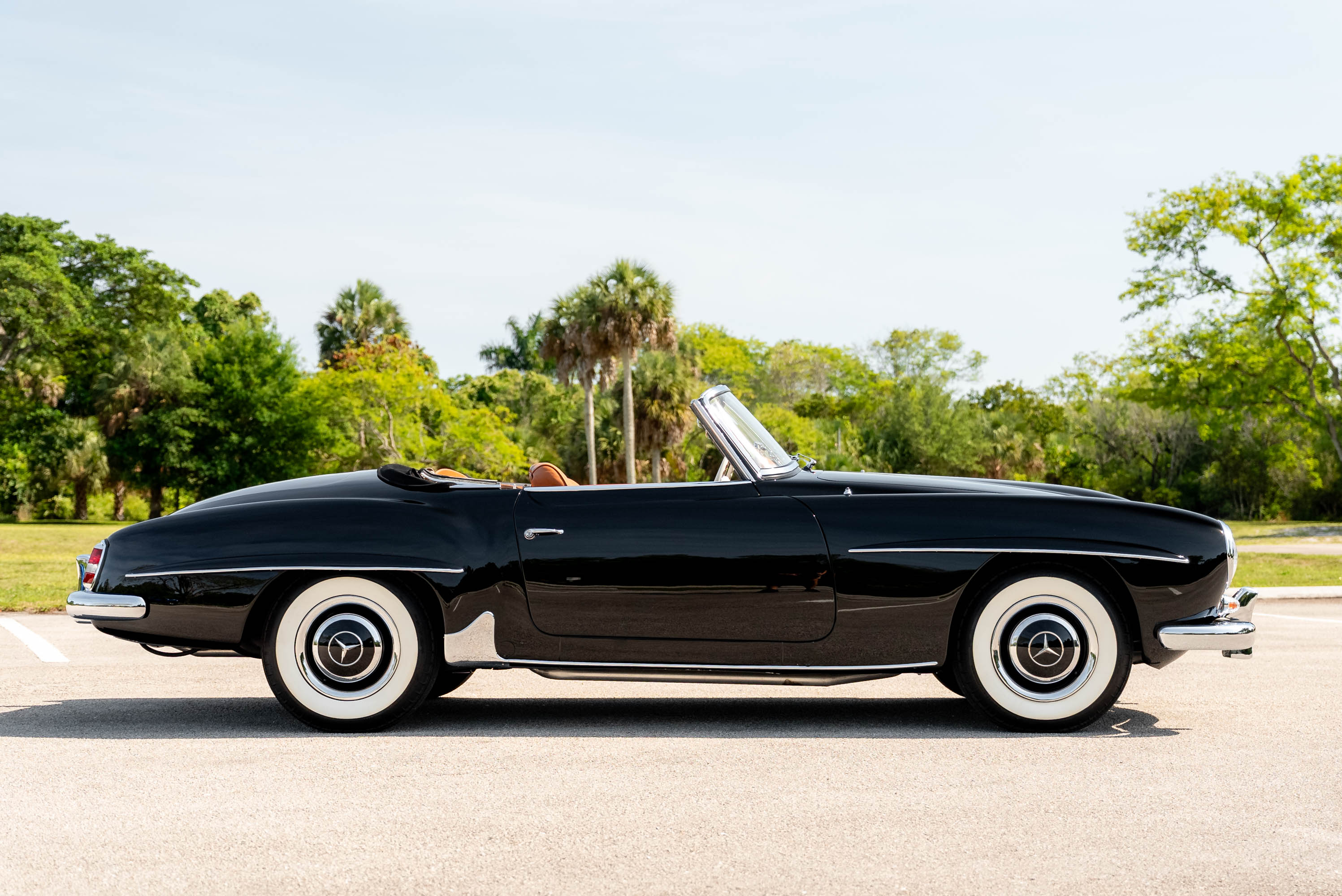 1957 Mercedes-Benz 190SL - Exterior