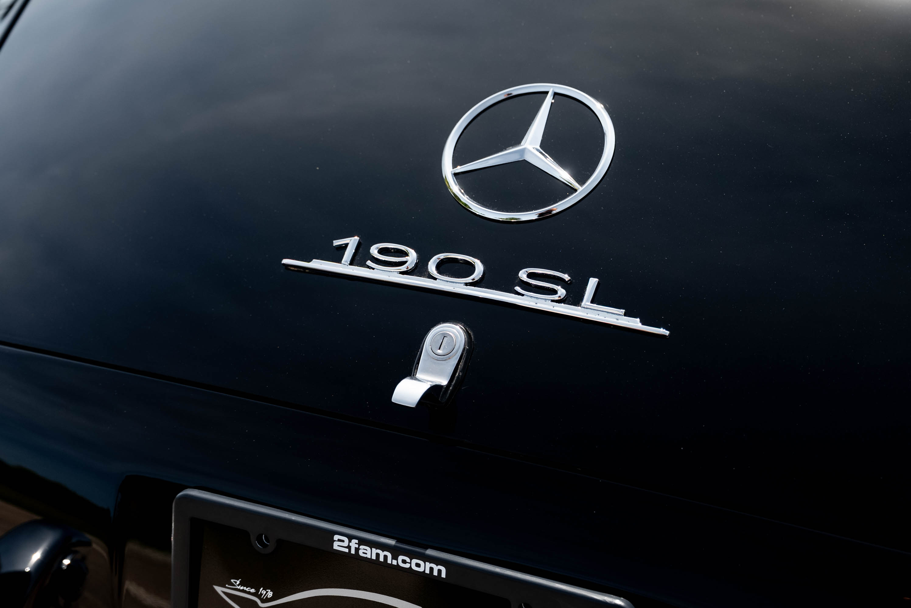 1957 Mercedes-Benz 190SL - Exterior