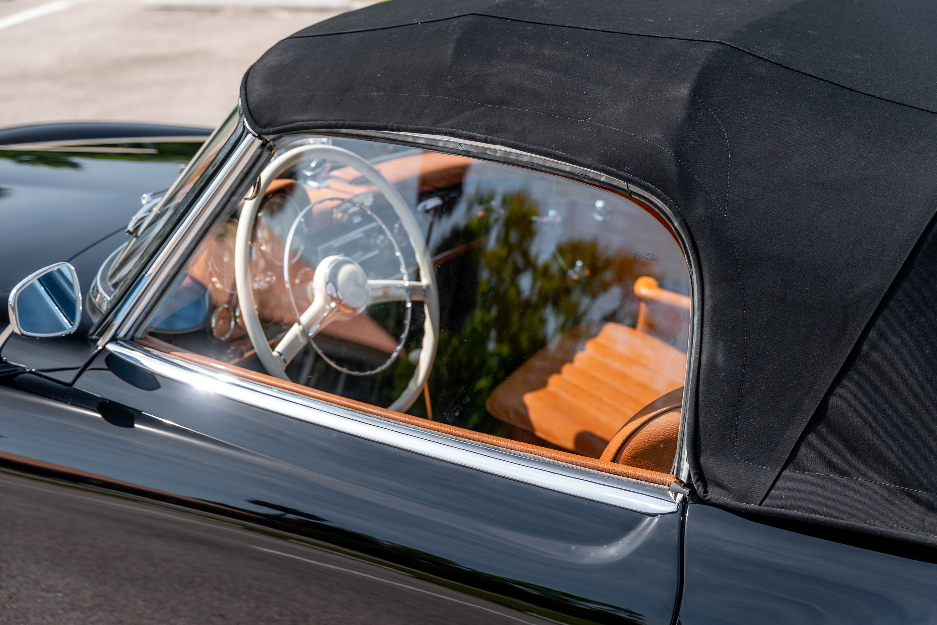 1957 Mercedes-Benz 190SL - Exterior