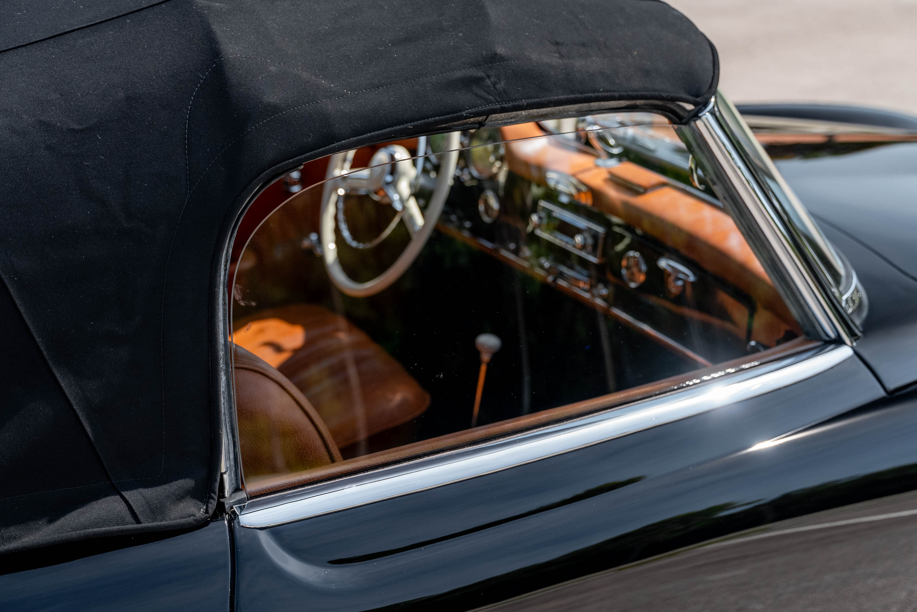 1957 Mercedes-Benz 190SL - Exterior