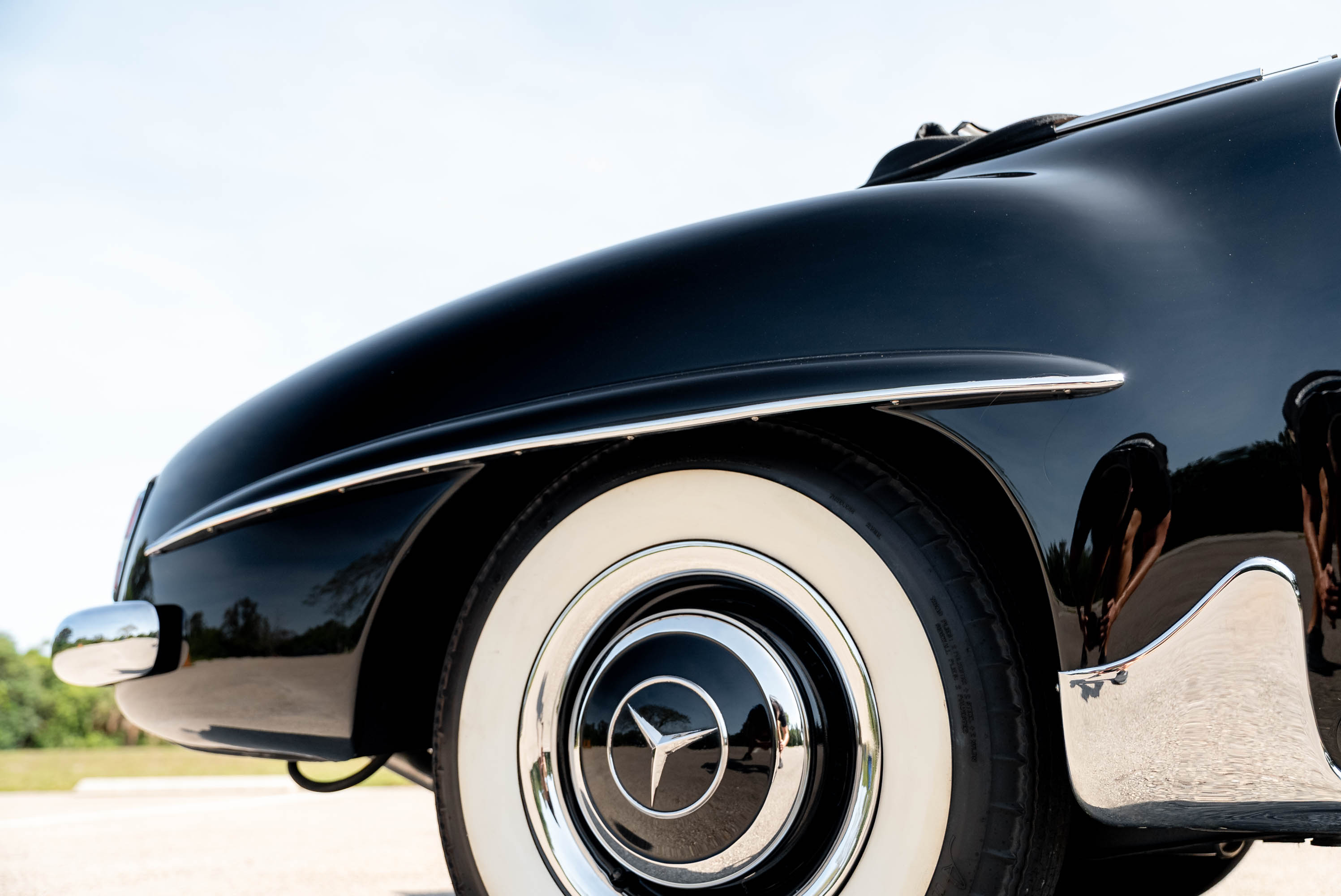 1957 Mercedes-Benz 190SL - Exterior