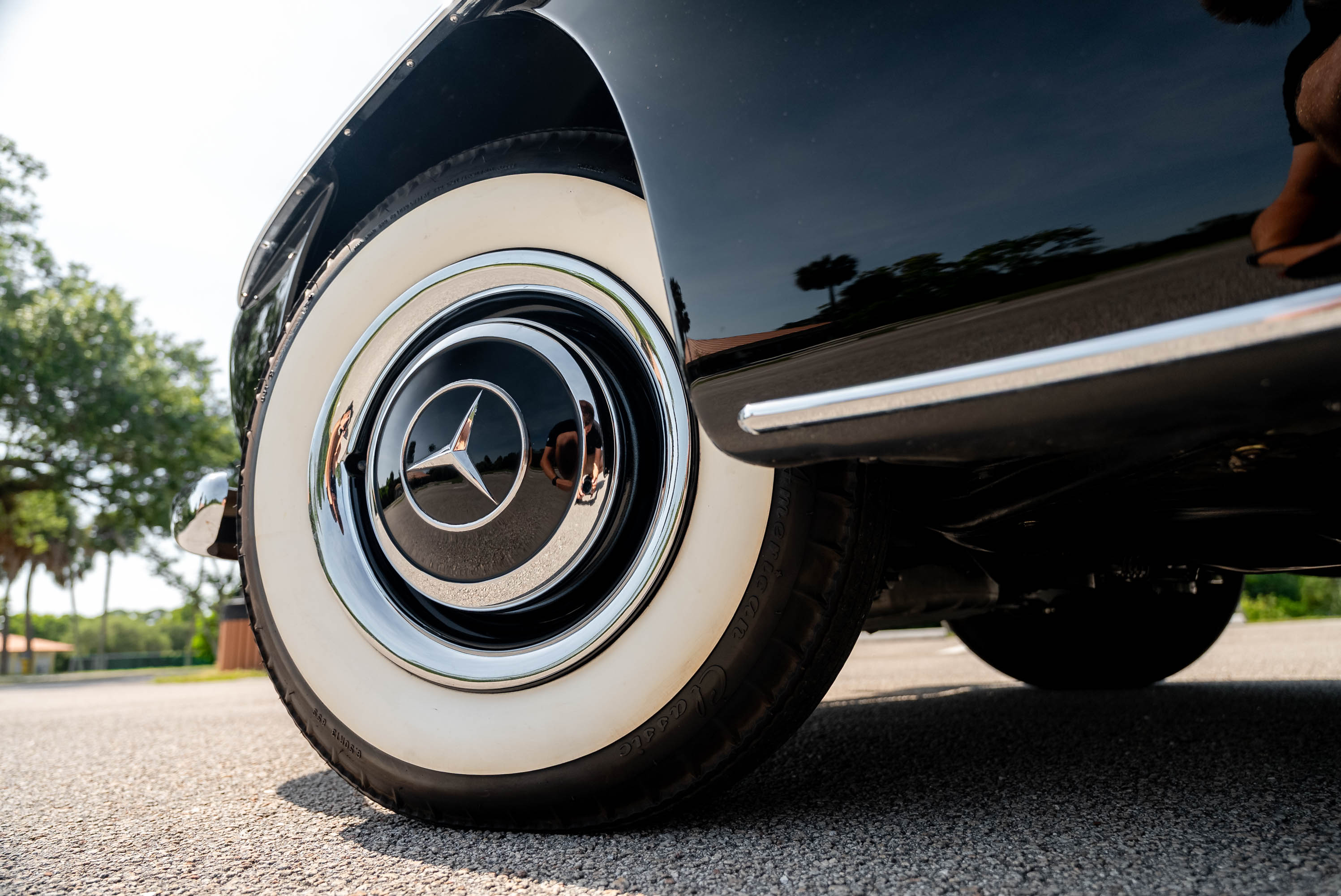 1957 Mercedes-Benz 190SL - Exterior