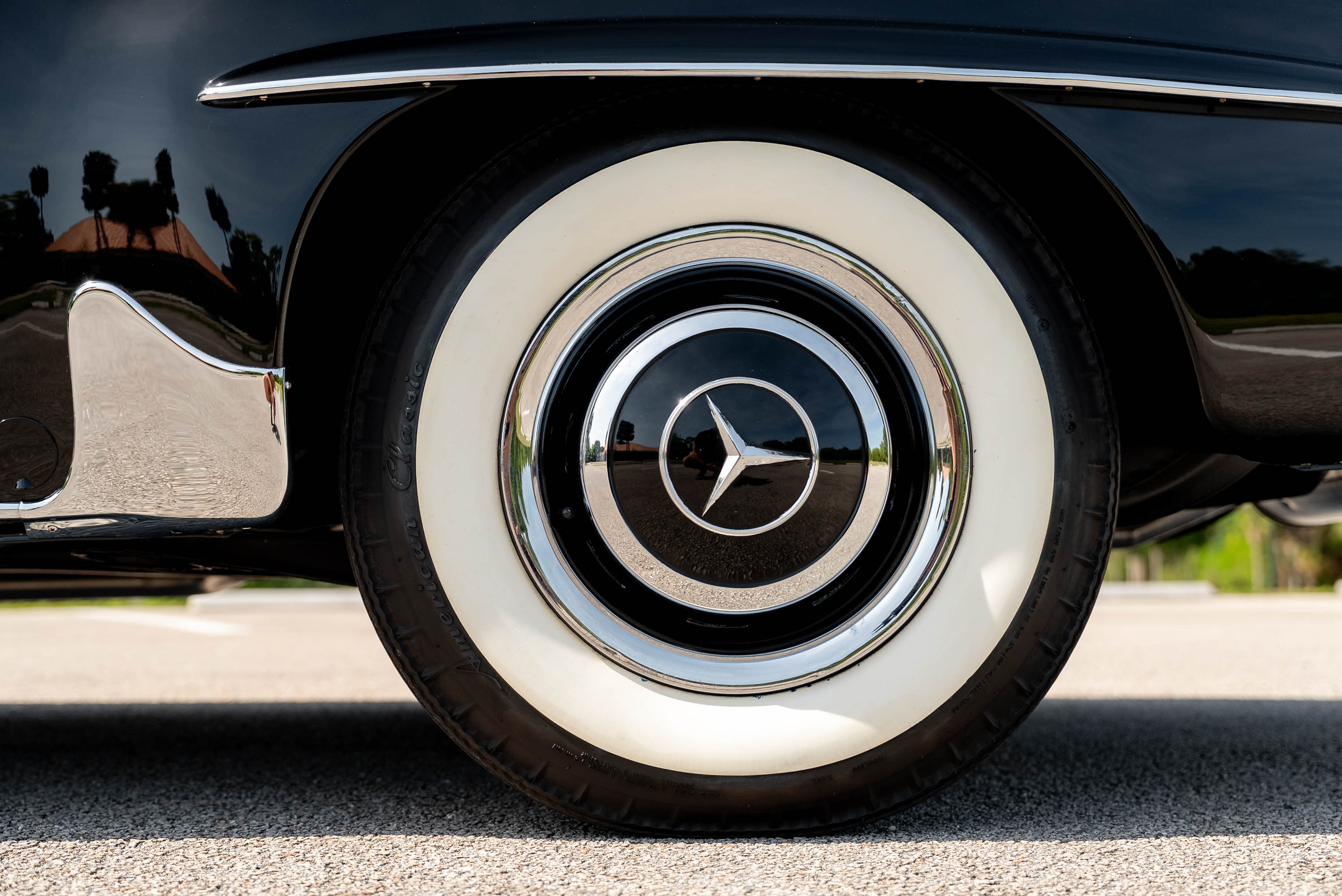 1957 Mercedes-Benz 190SL - Exterior
