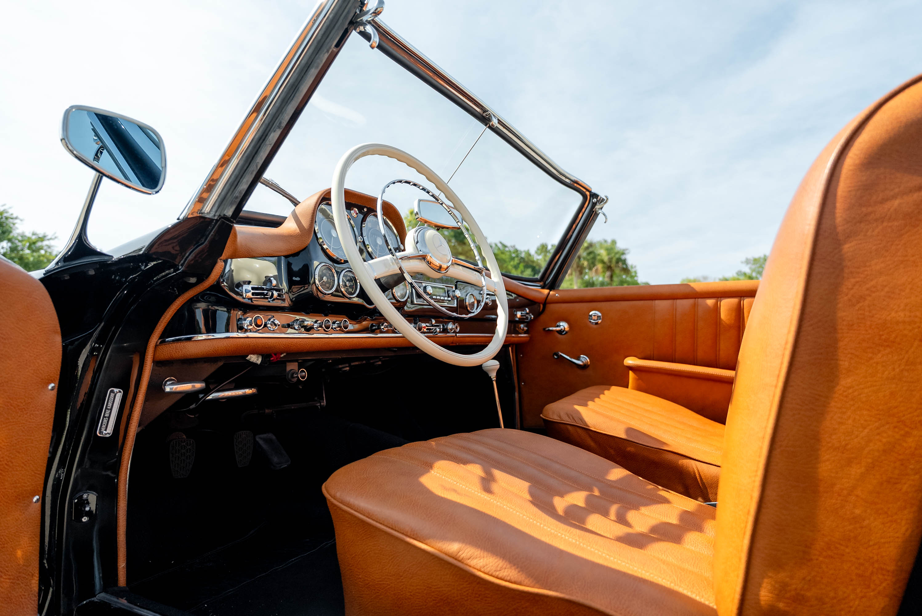 1957 Mercedes-Benz 190SL - Interior