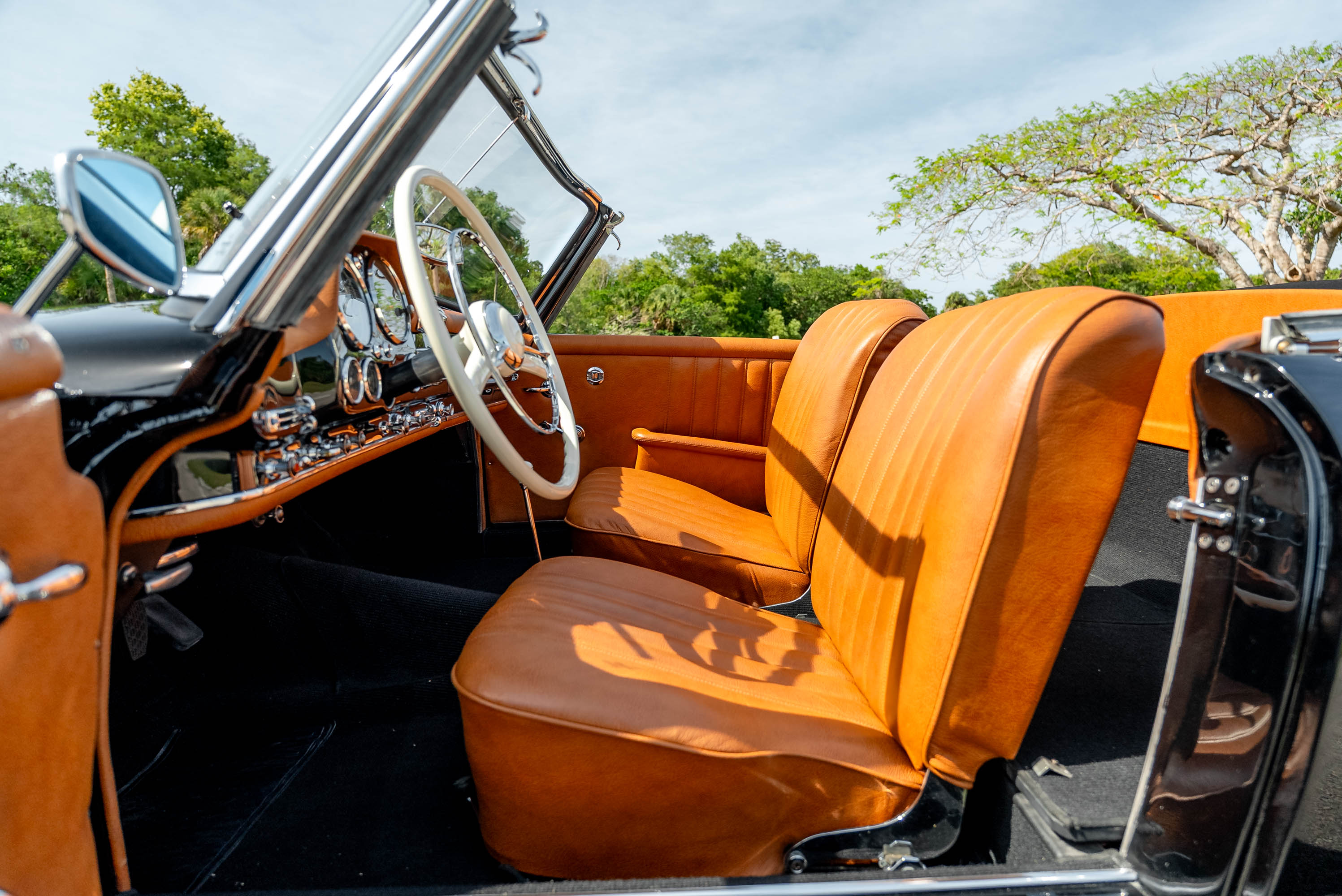 1957 Mercedes-Benz 190SL - Interior