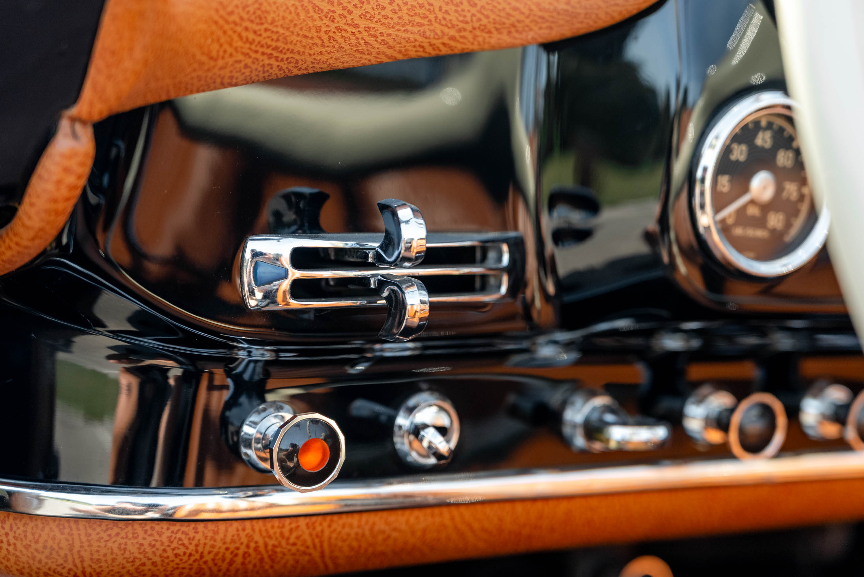 1957 Mercedes-Benz 190SL - Interior