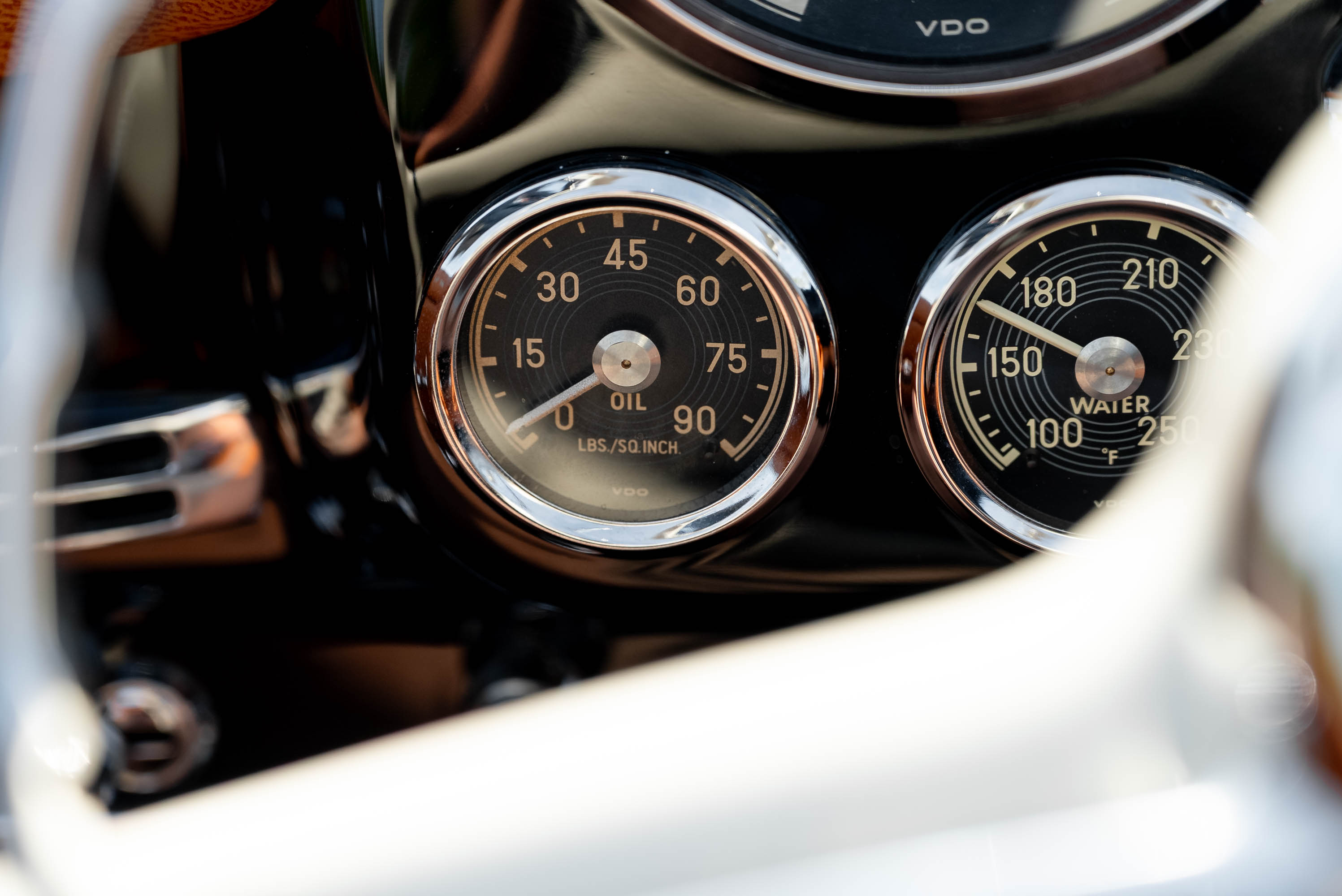1957 Mercedes-Benz 190SL - Interior