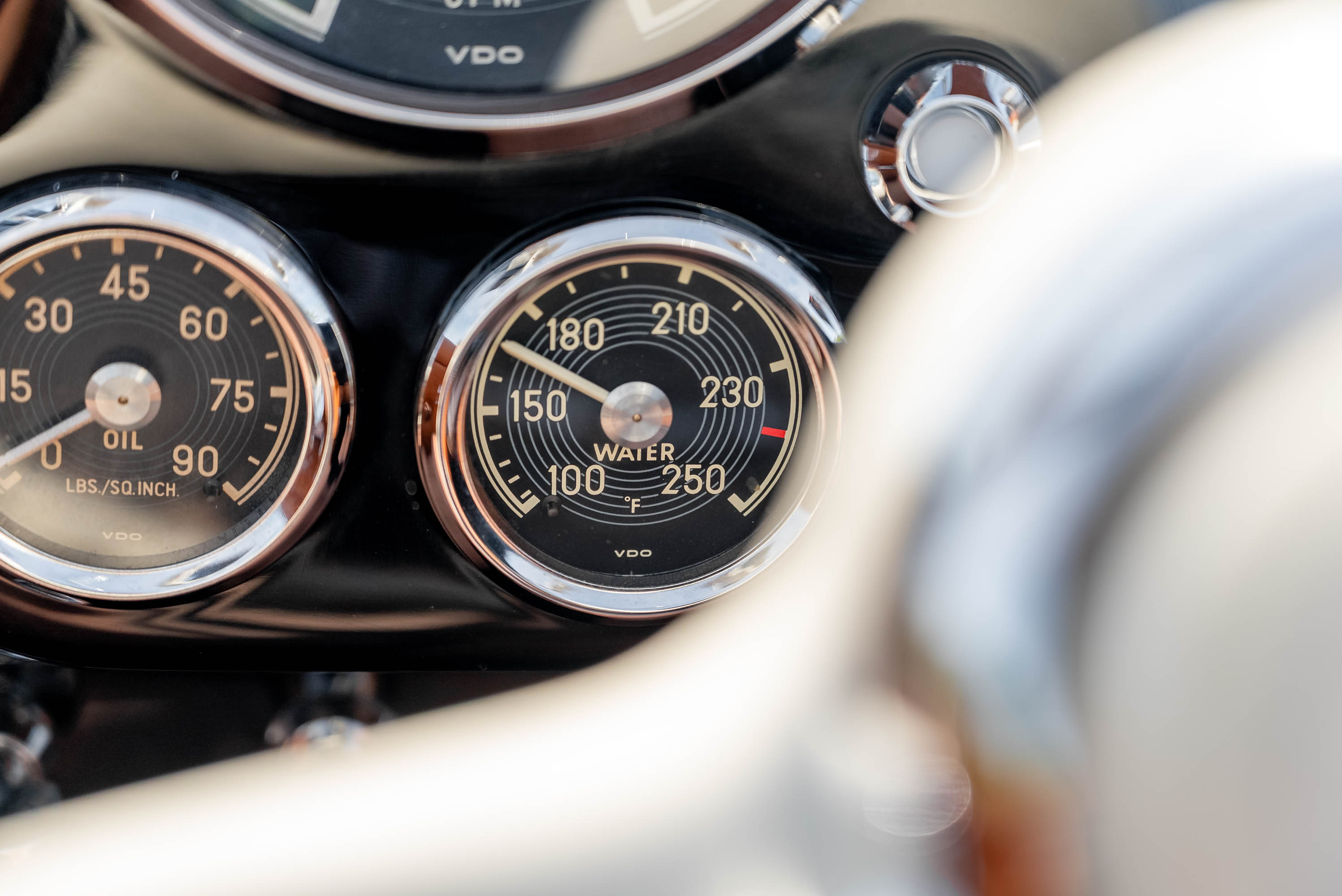 1957 Mercedes-Benz 190SL - Interior