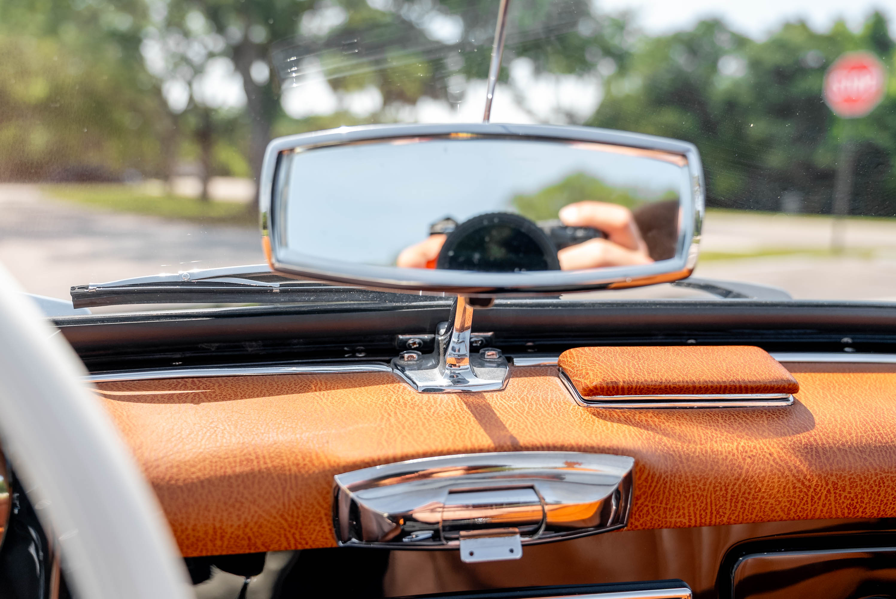 1957 Mercedes-Benz 190SL - Interior