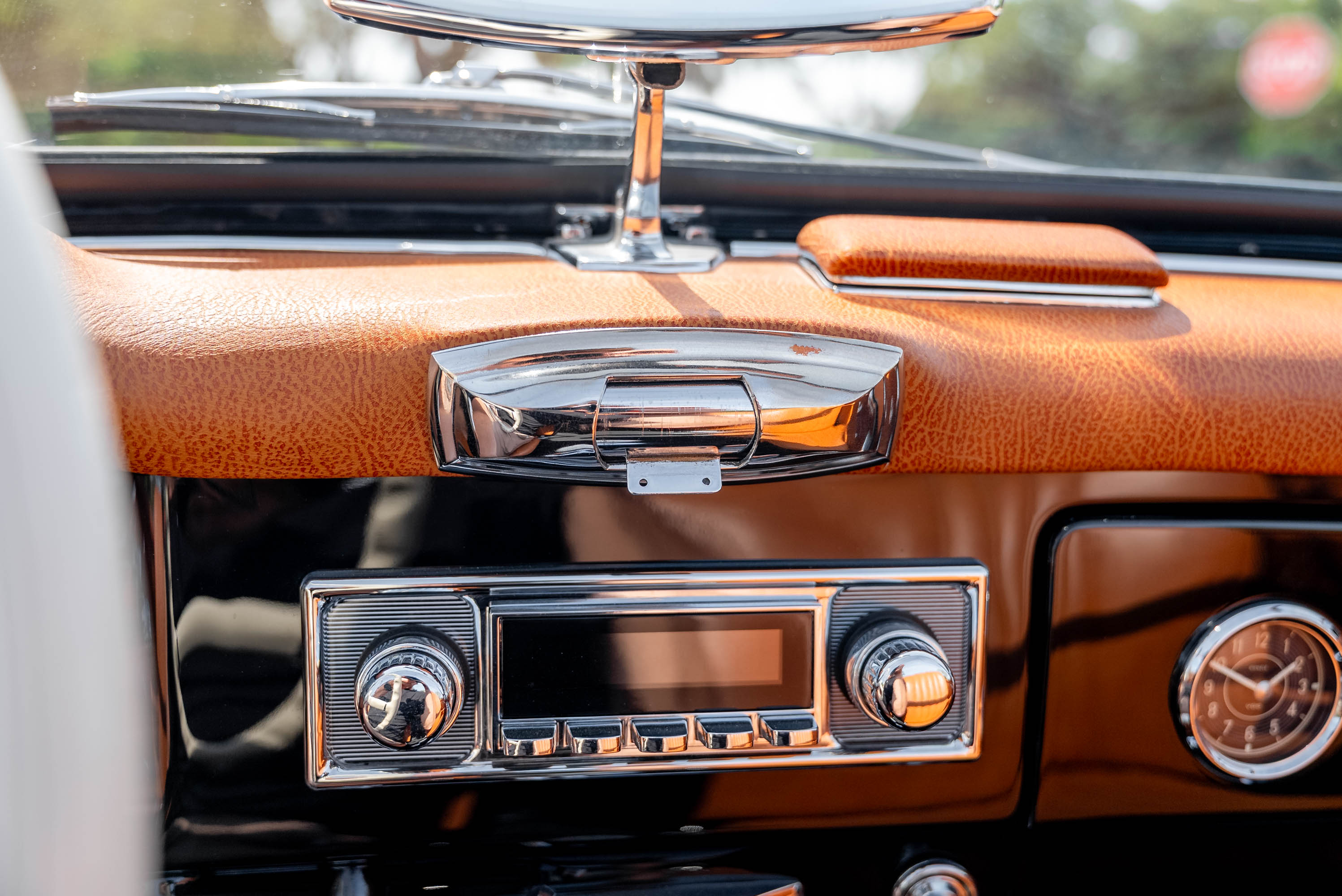 1957 Mercedes-Benz 190SL - Interior