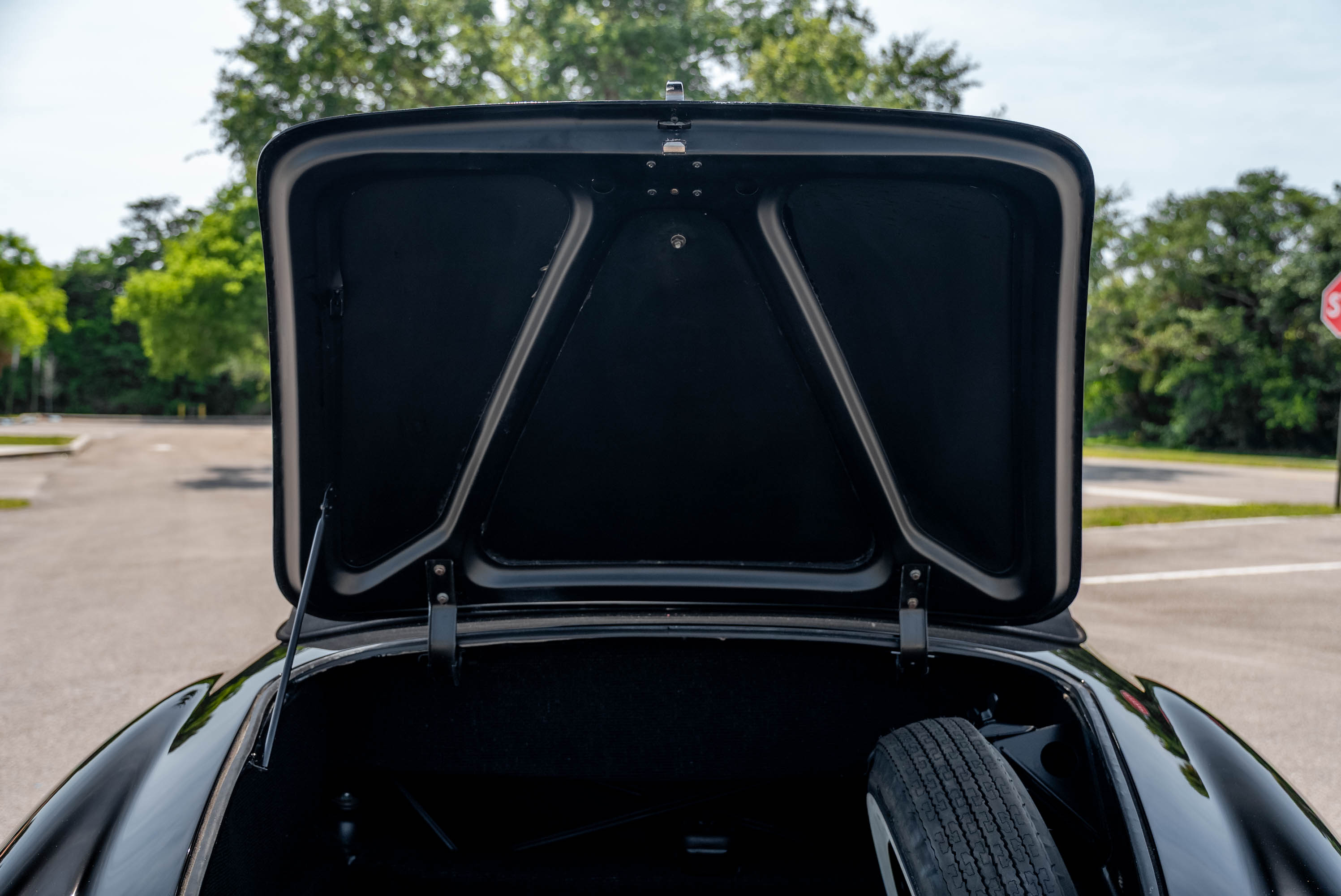 1957 Mercedes-Benz 190SL - Interior