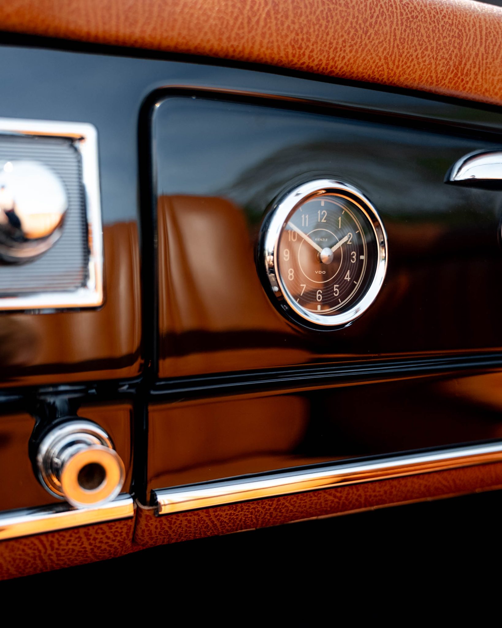 1957 Mercedes-Benz 190SL - Interior