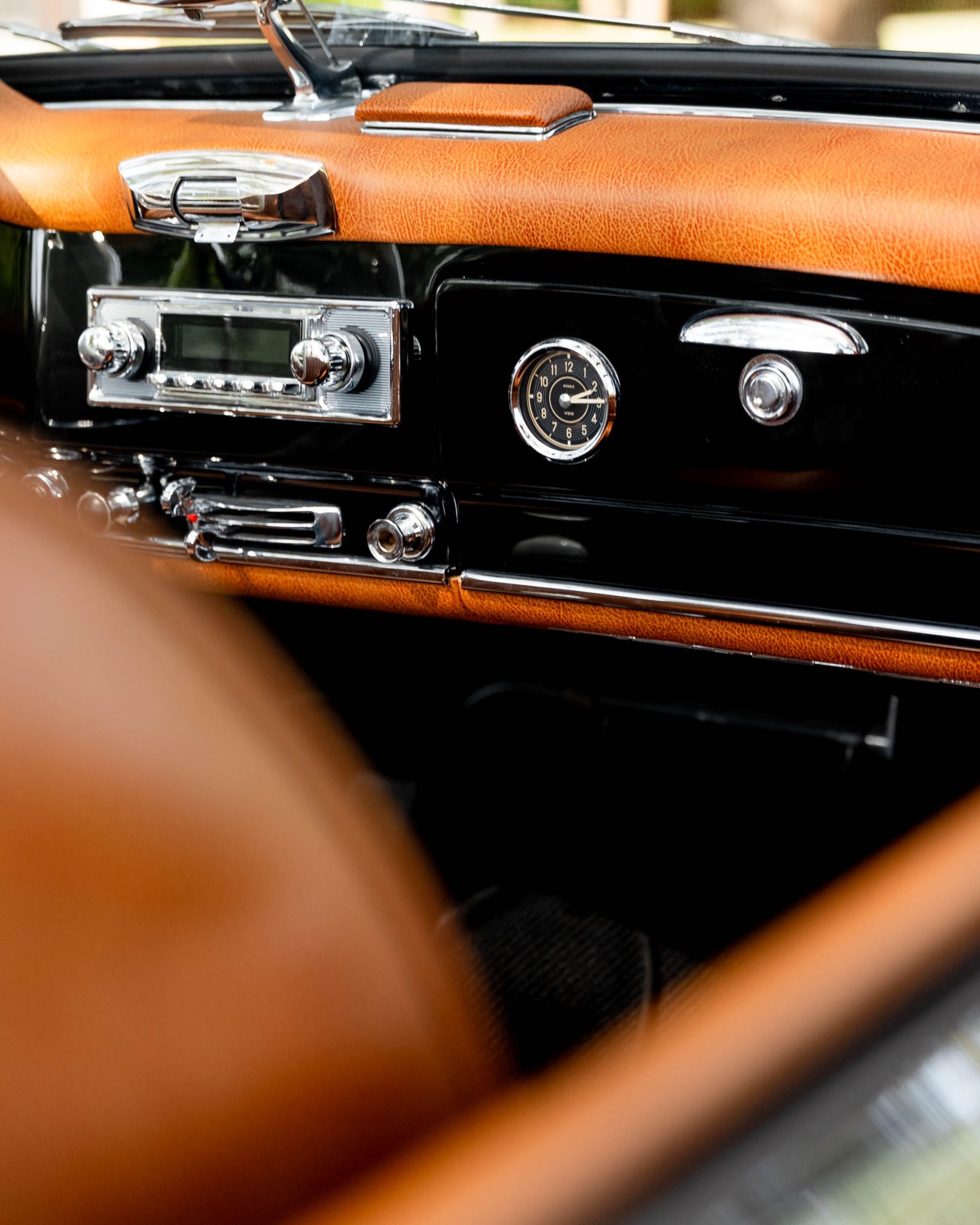 1957 Mercedes-Benz 190SL - Interior