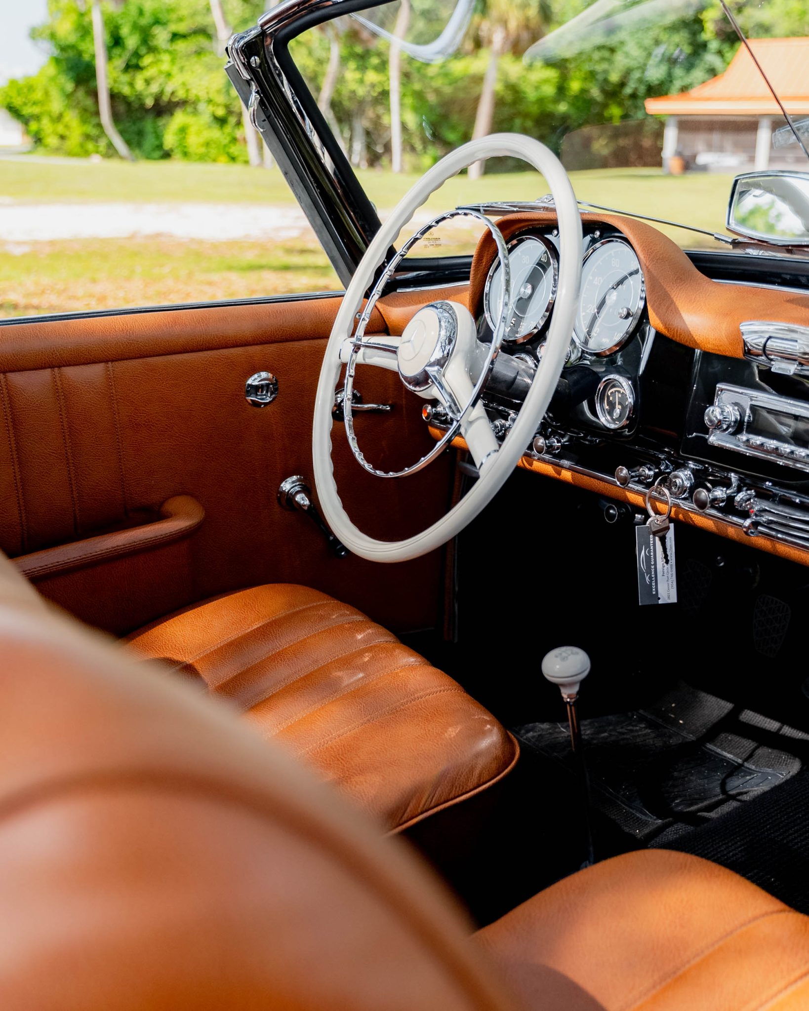 1957 Mercedes-Benz 190SL - Interior