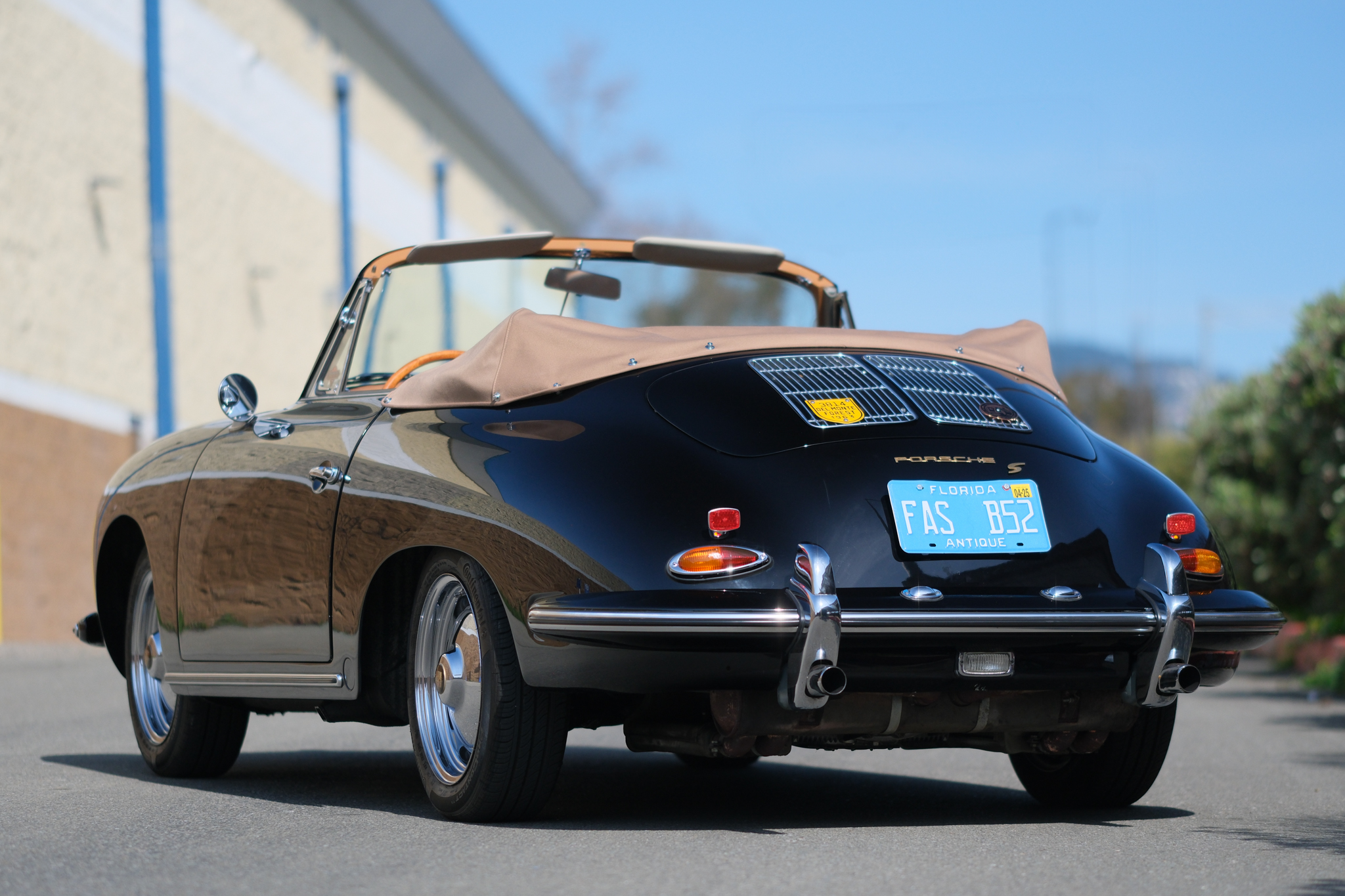 1963 Porsche 356 Cabriolet - Exterior