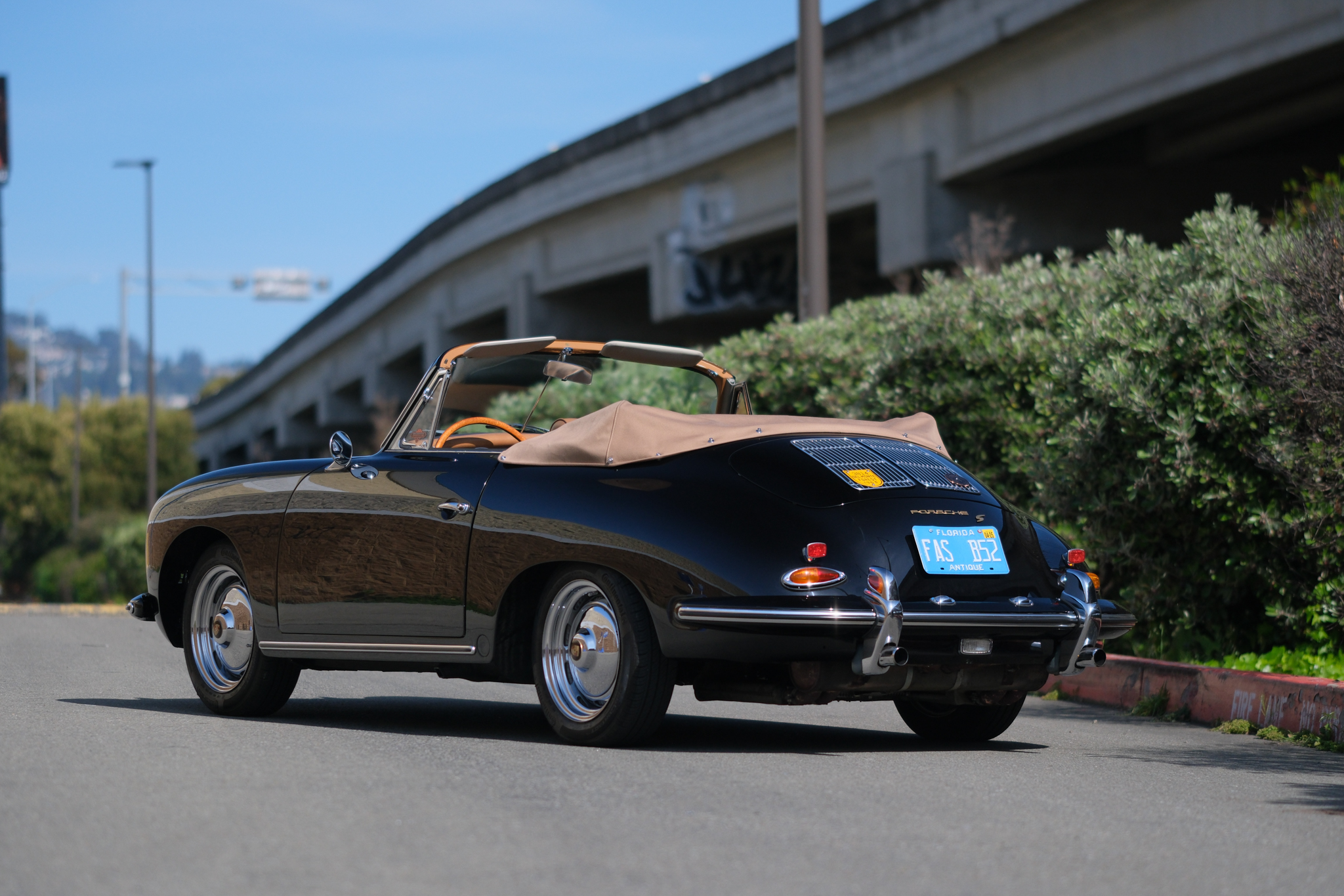 1963 Porsche 356 Cabriolet - Exterior