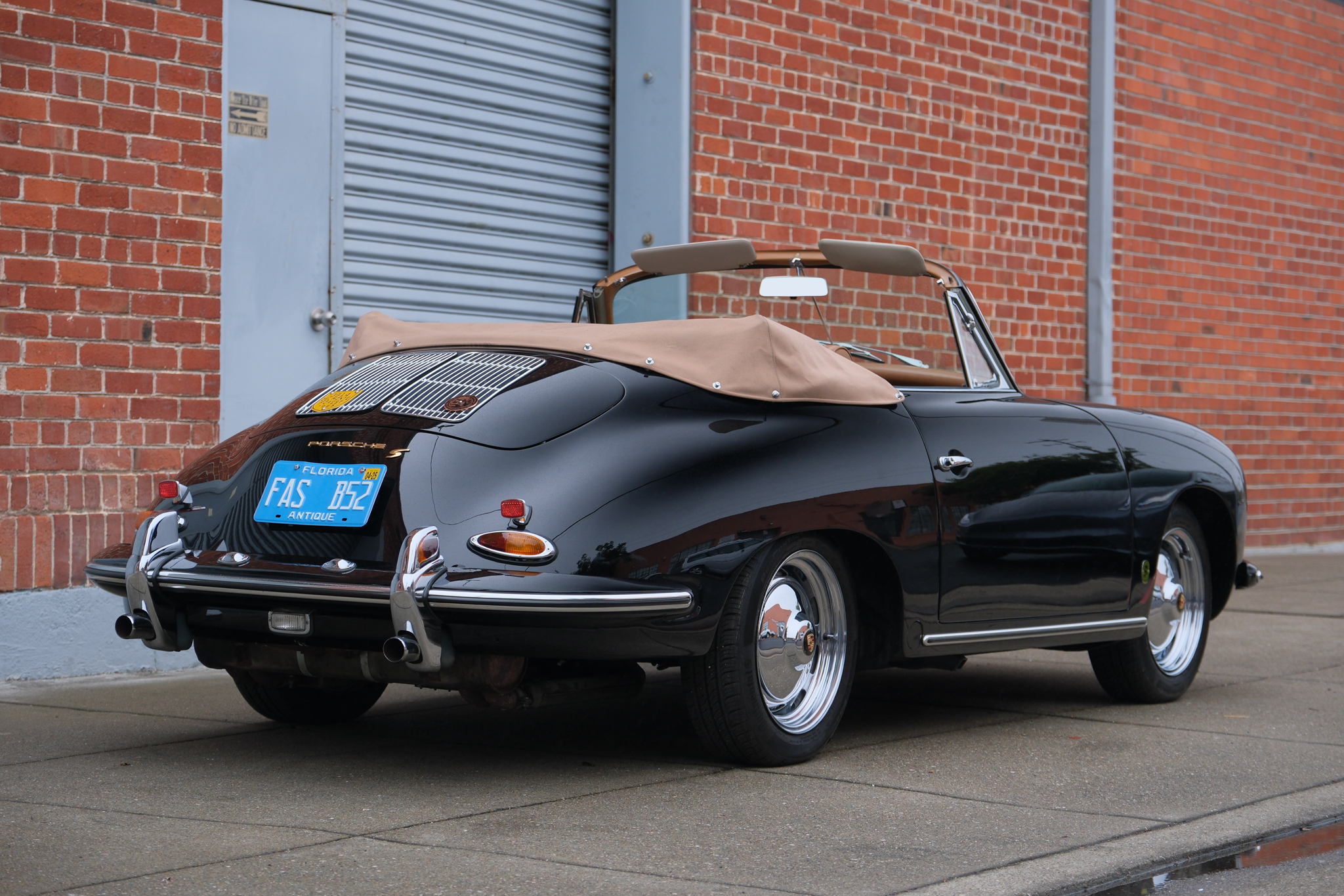 1963 Porsche 356 Cabriolet - Exterior